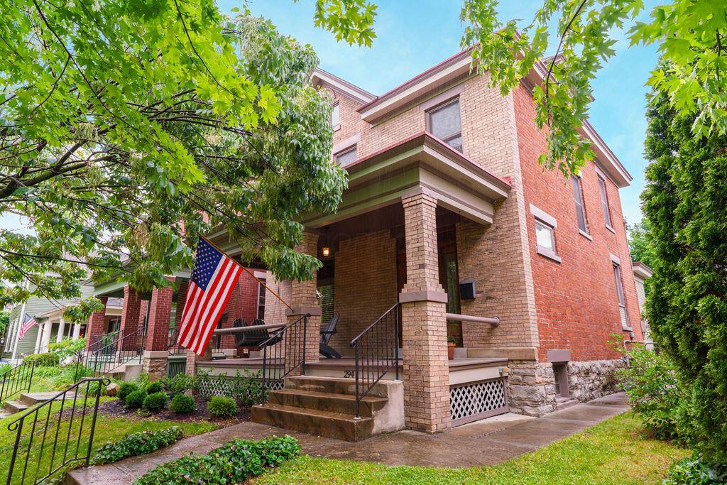 294 Stewart Avenue
