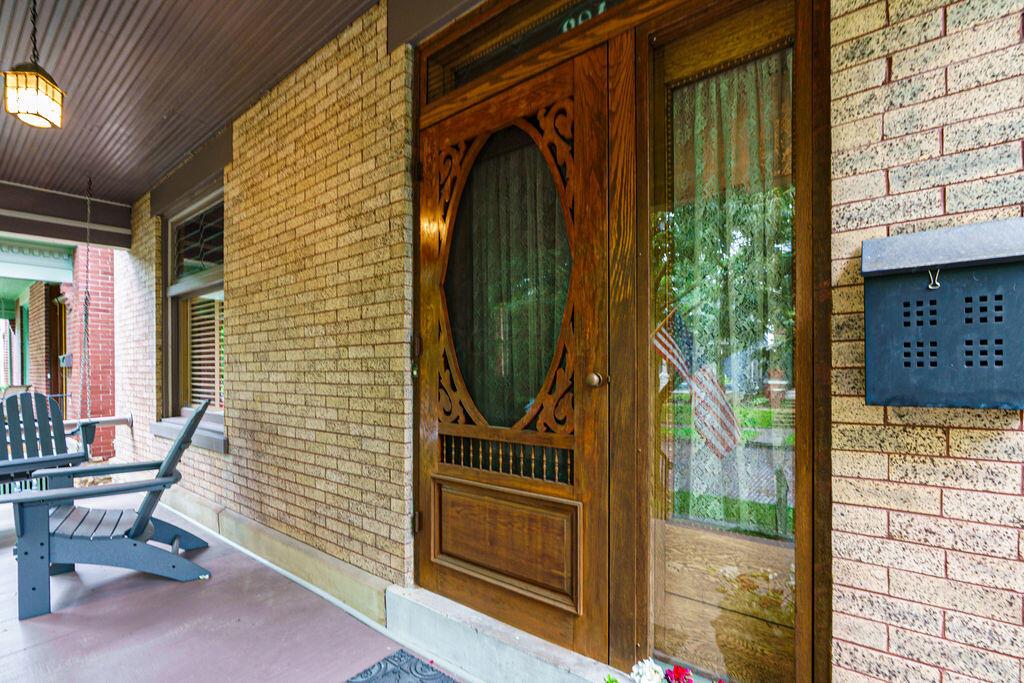 294 Stewart Avenue