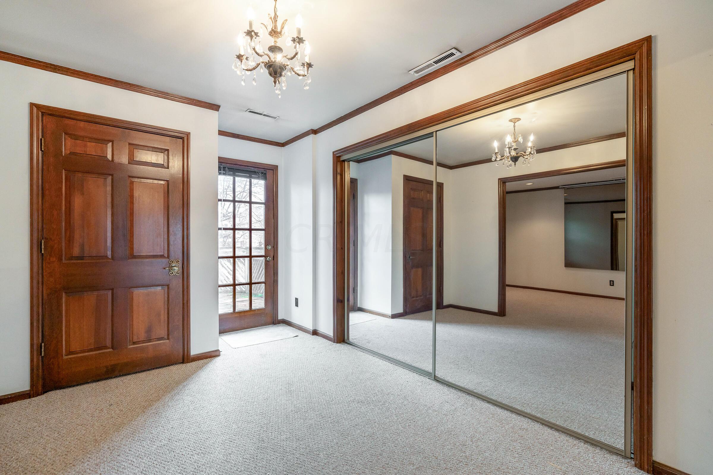 860 S 3rd Street