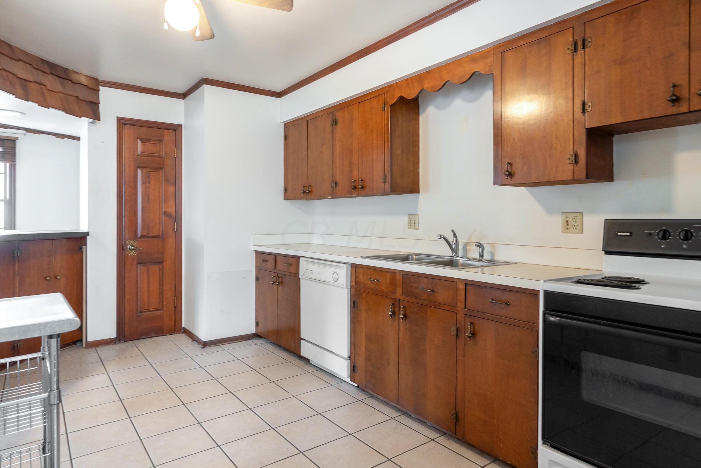 860 S 3rd Street