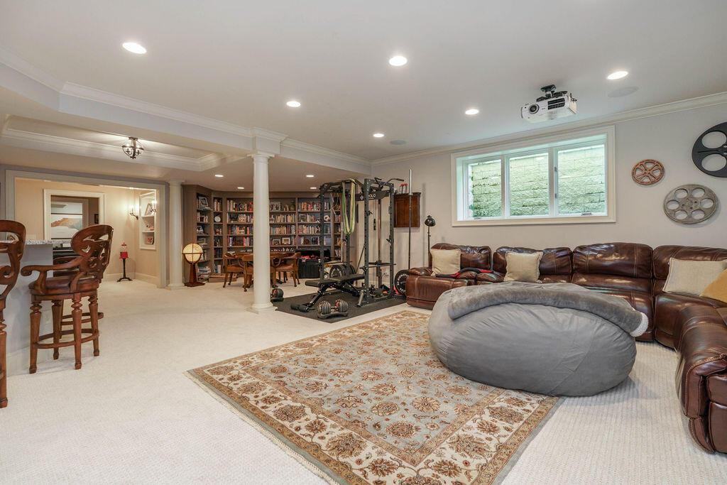 2462 Lane Road