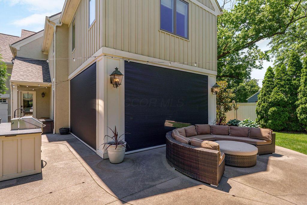 2462 Lane Road