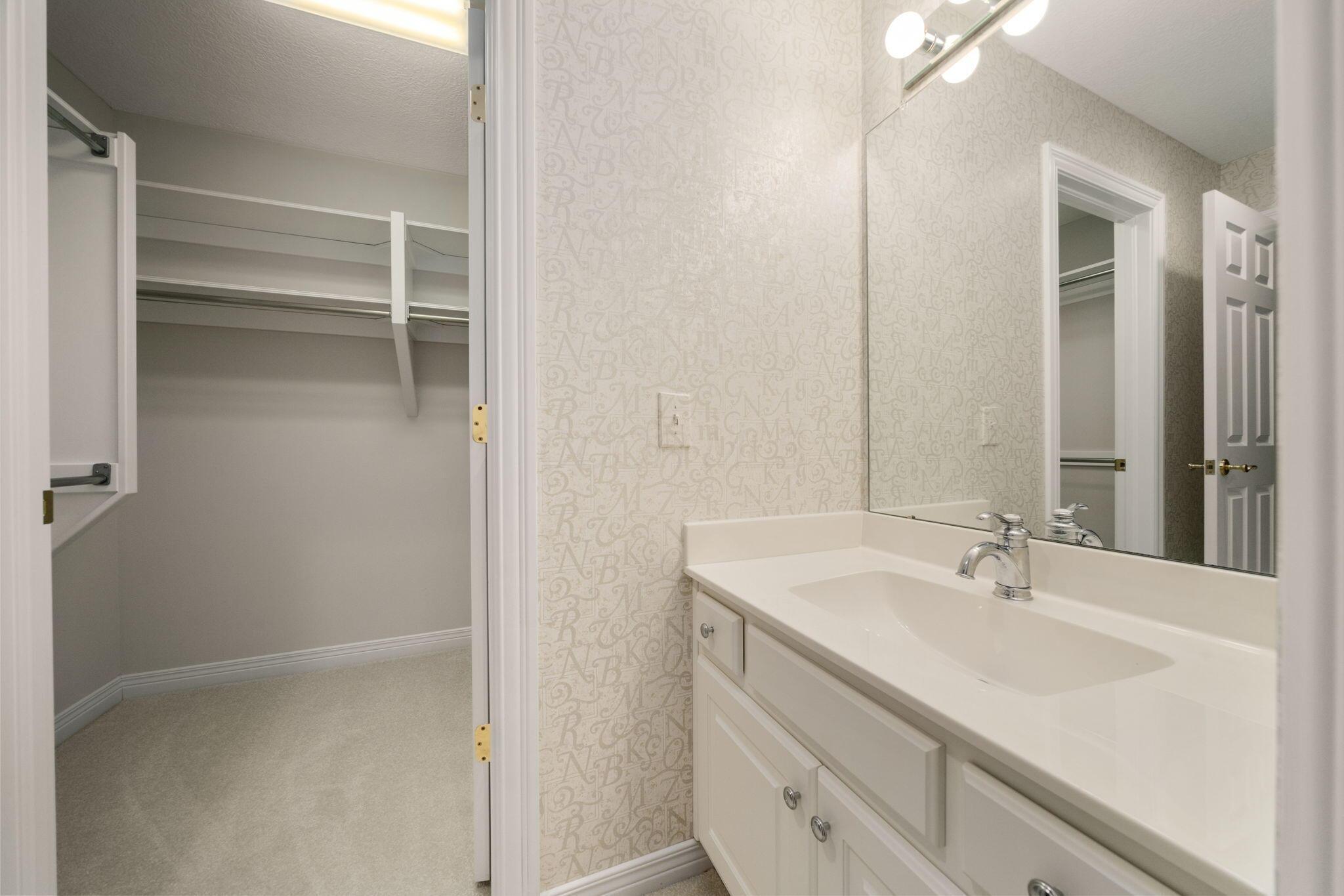 650 W Orange Road