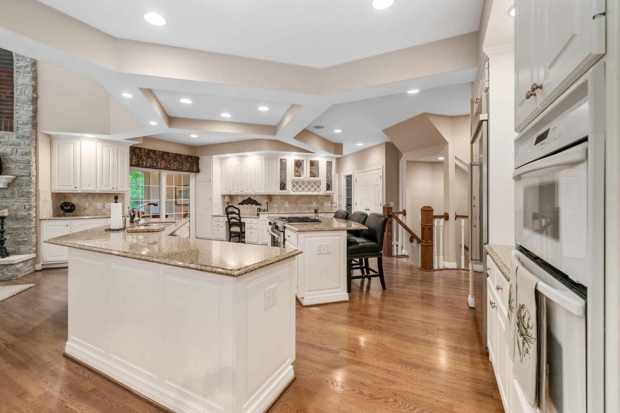 650 W Orange Road