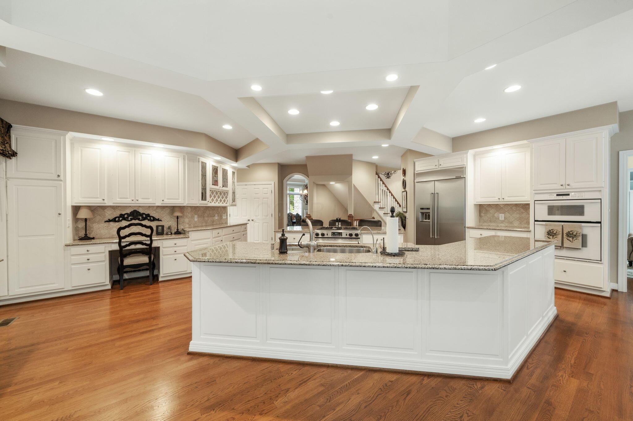 650 W Orange Road