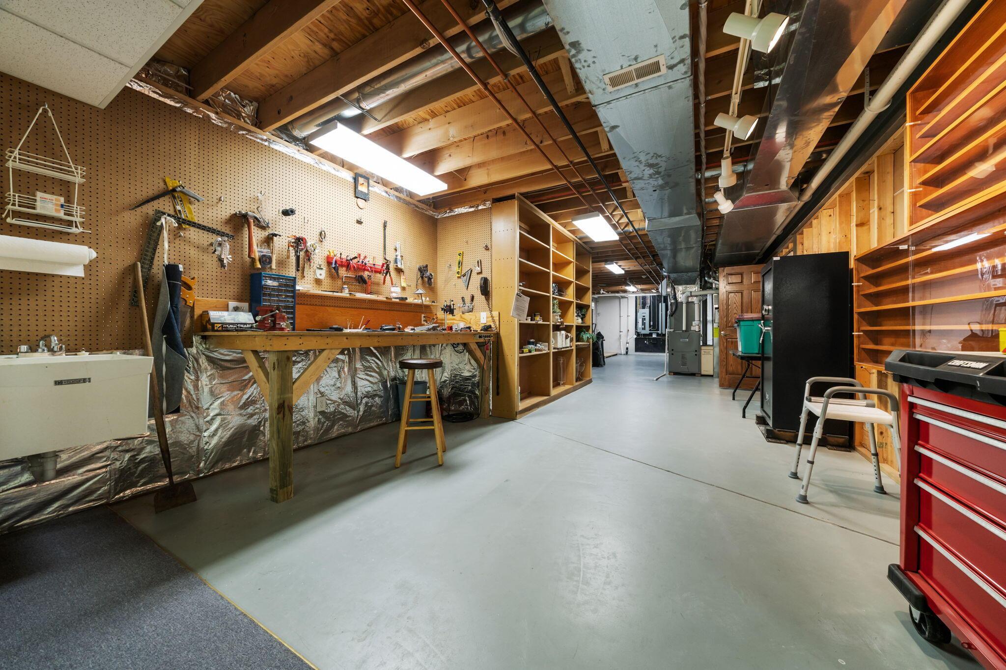 650 W Orange Road