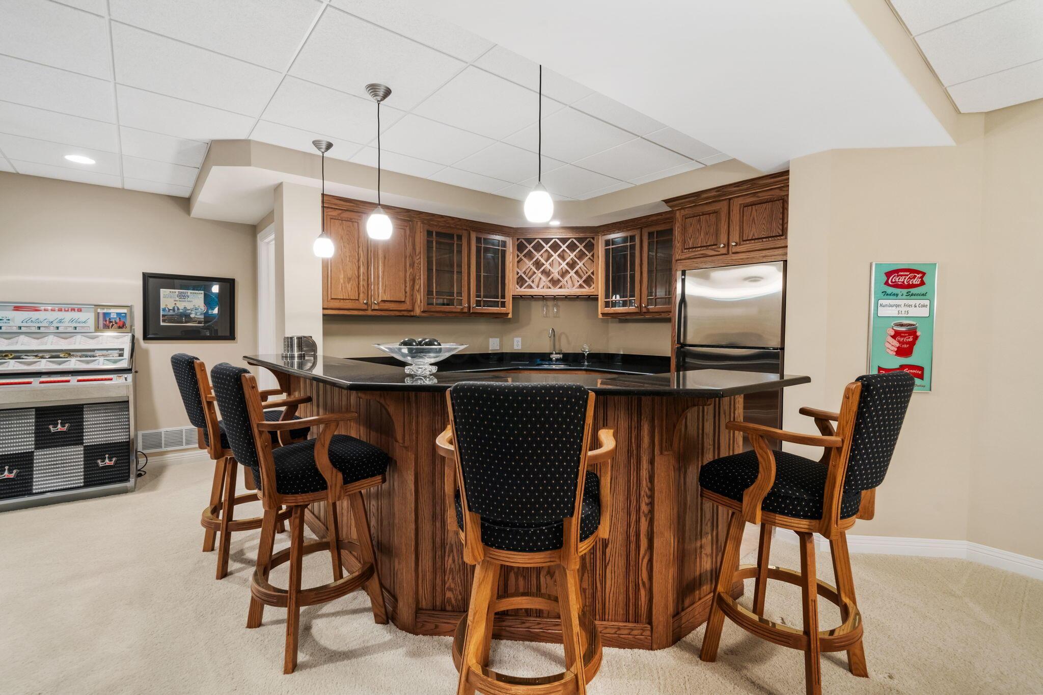 650 W Orange Road