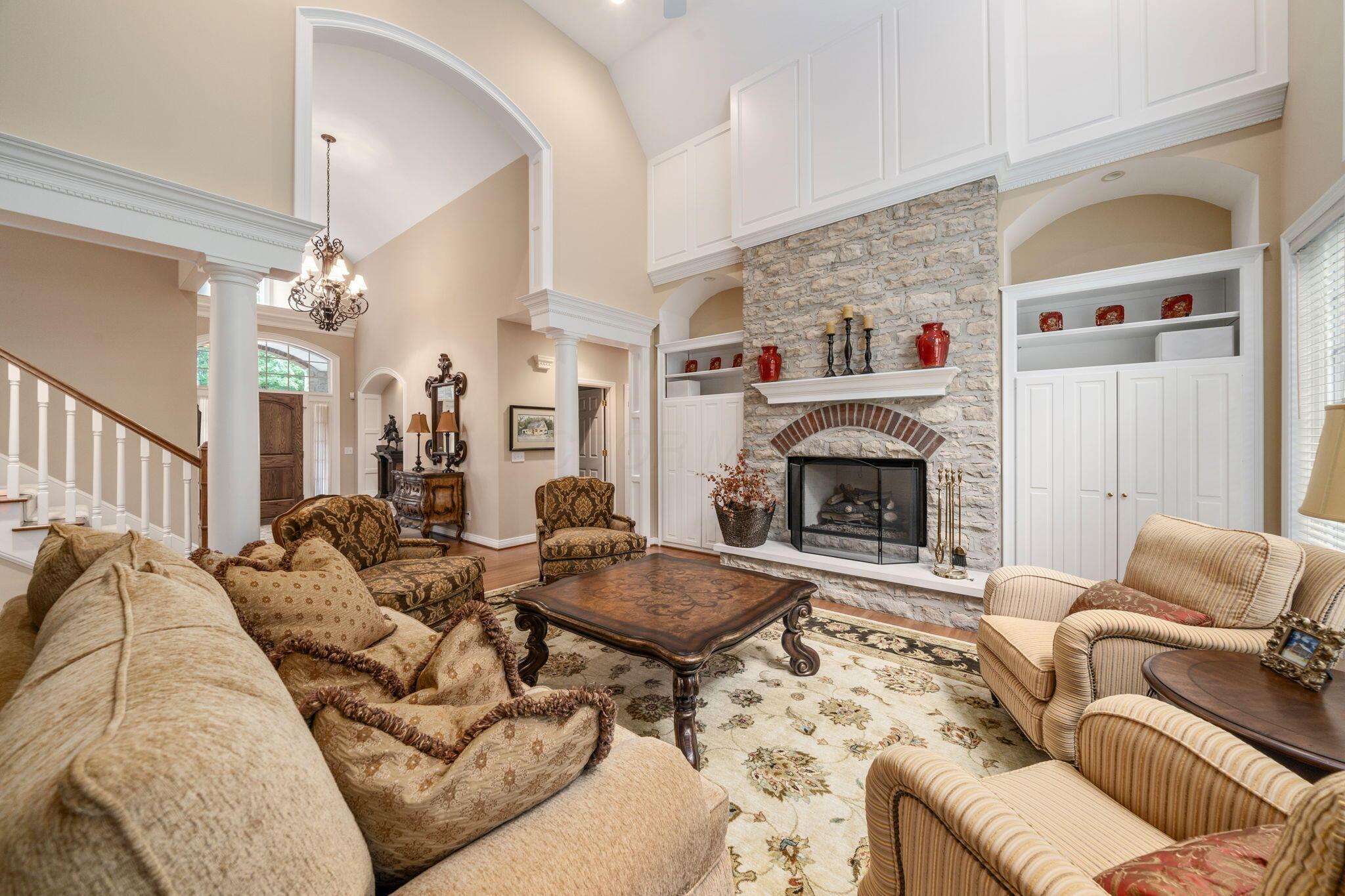 650 W Orange Road