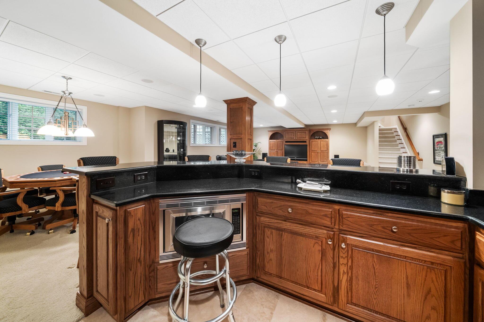 650 W Orange Road