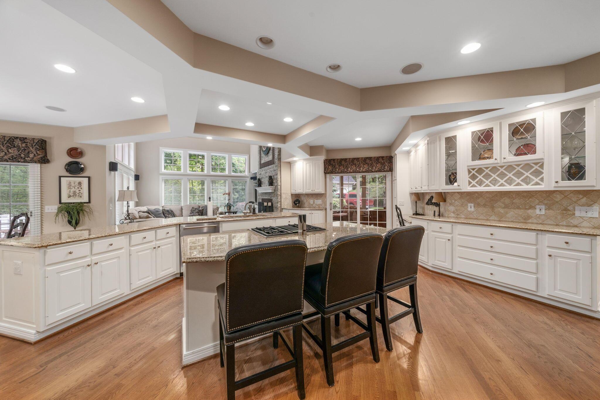 650 W Orange Road