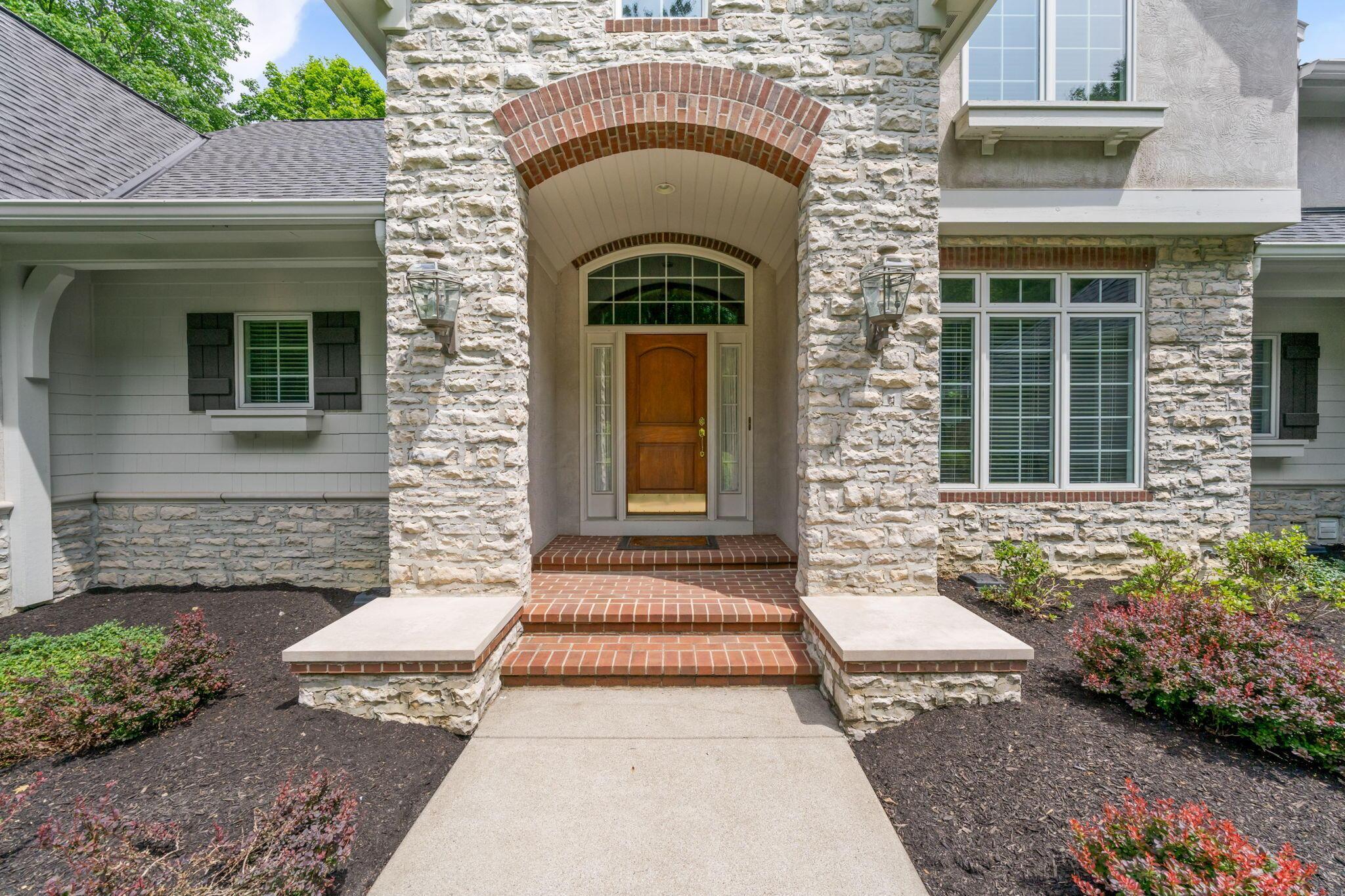 650 W Orange Road