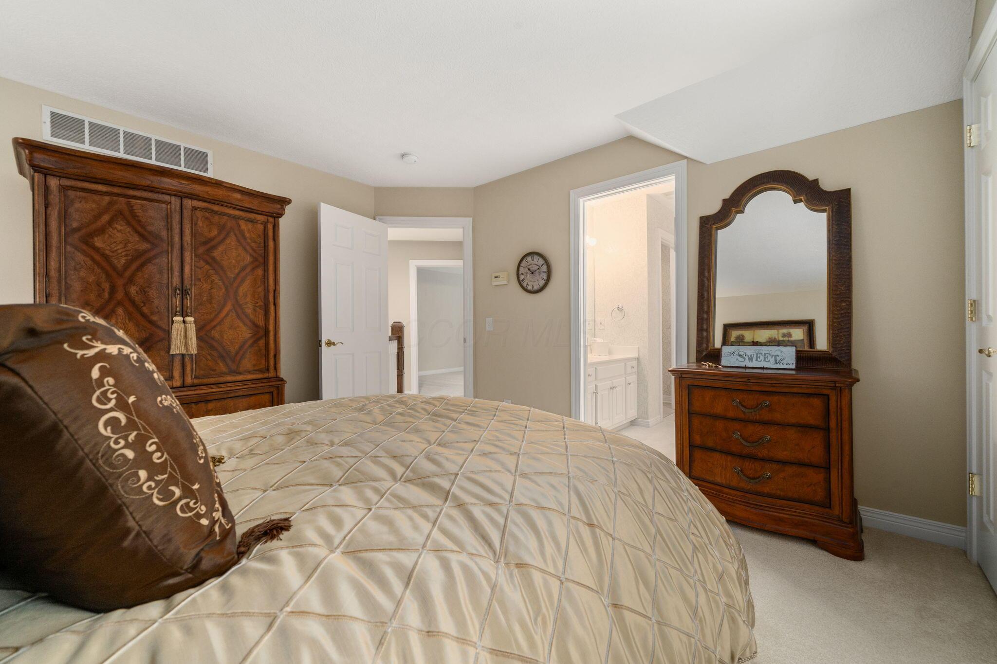 650 W Orange Road