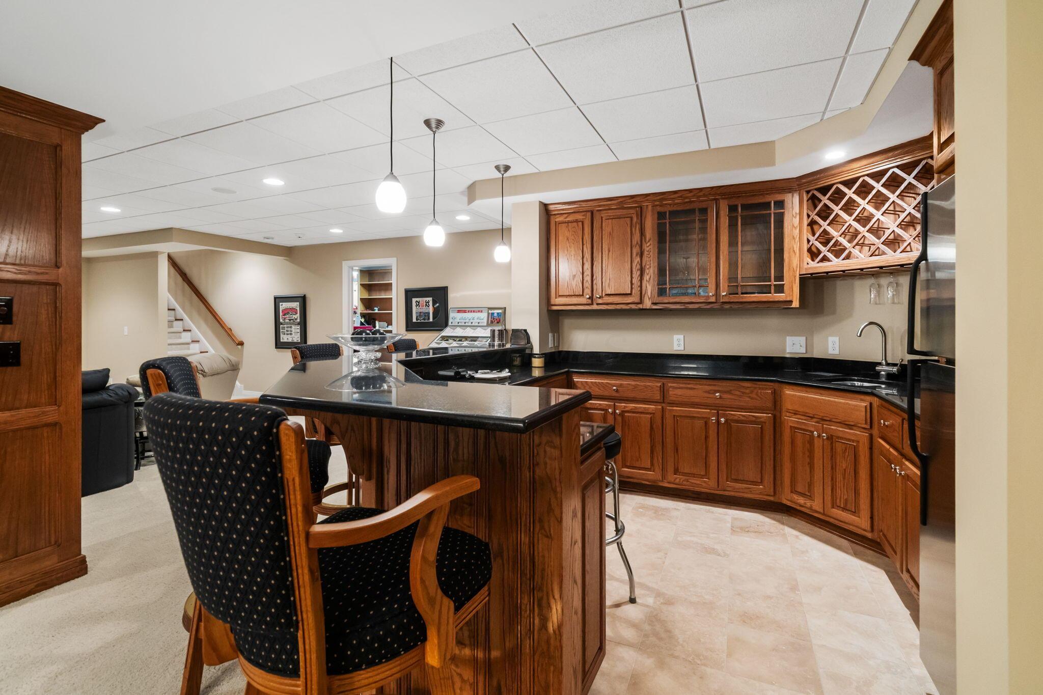 650 W Orange Road