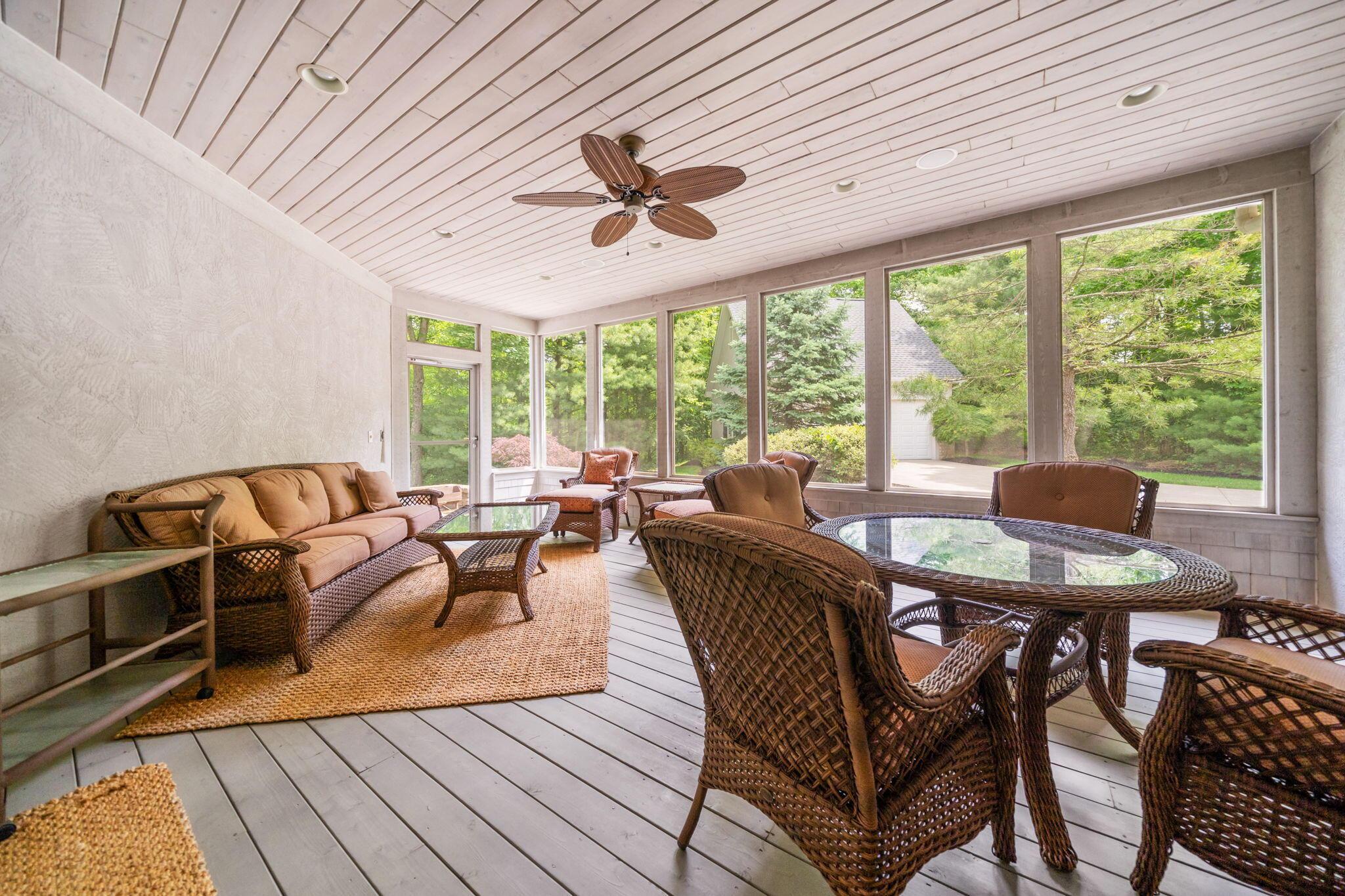 650 W Orange Road