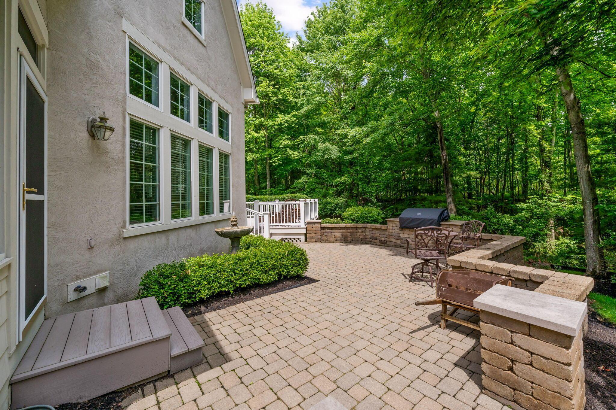 650 W Orange Road