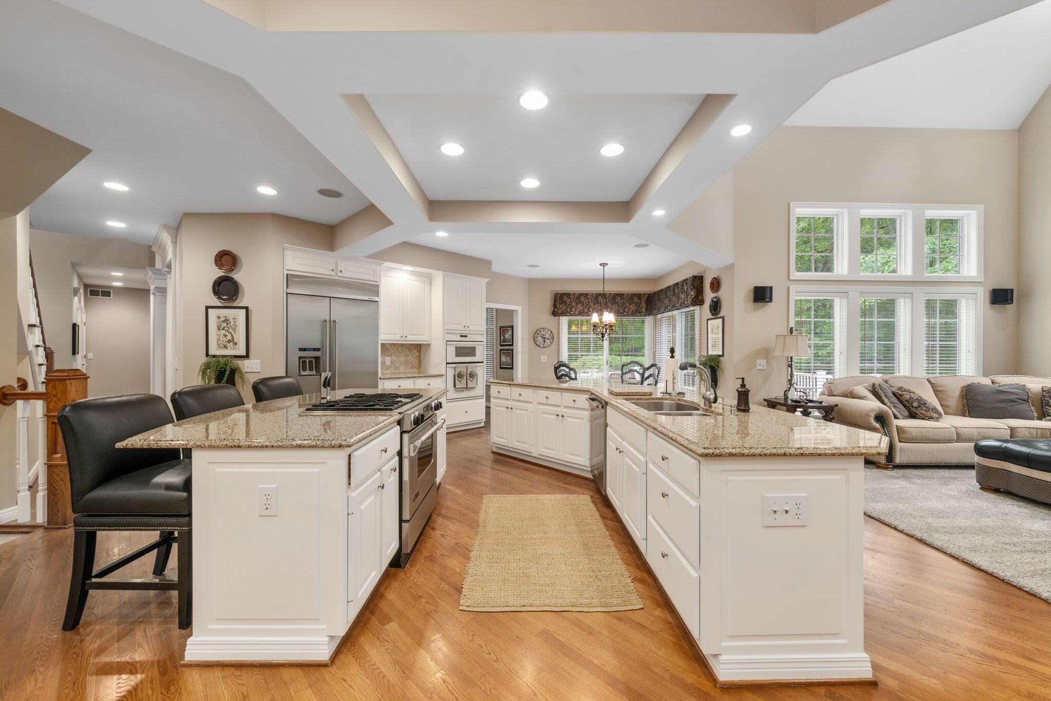 650 W Orange Road
