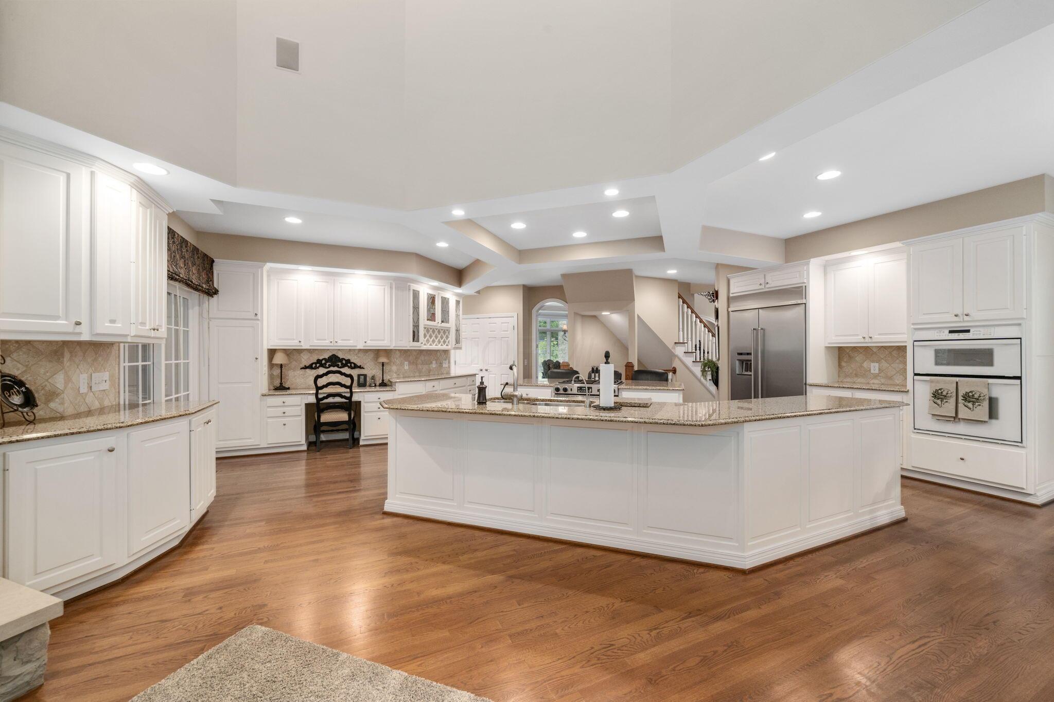 650 W Orange Road