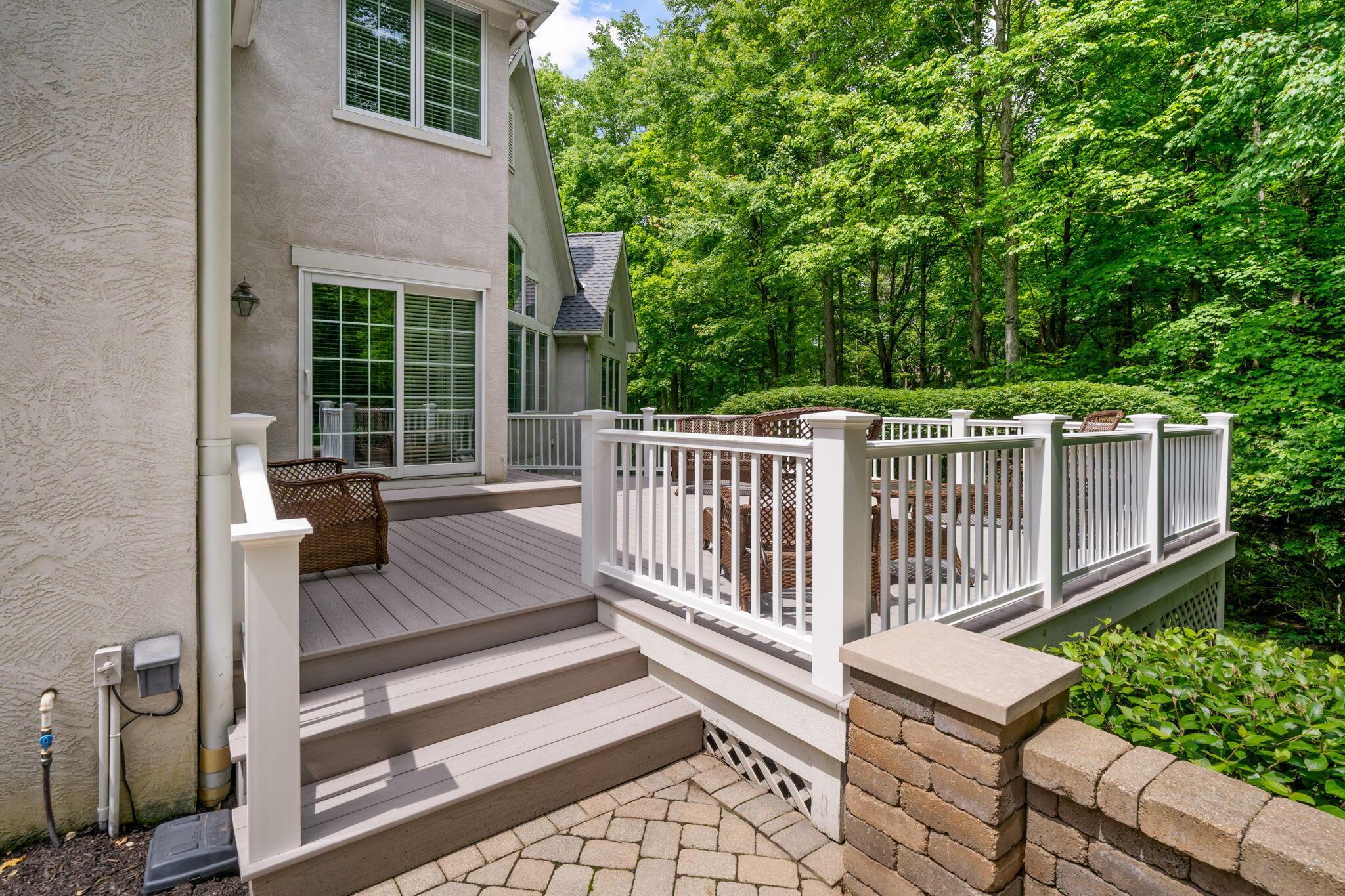 650 W Orange Road