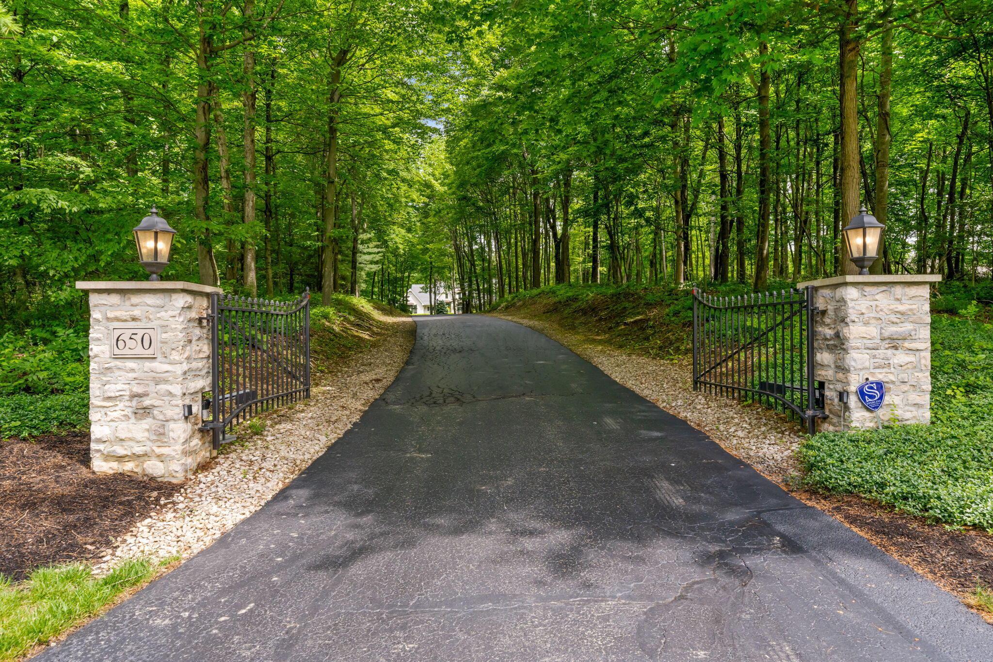 650 W Orange Road
