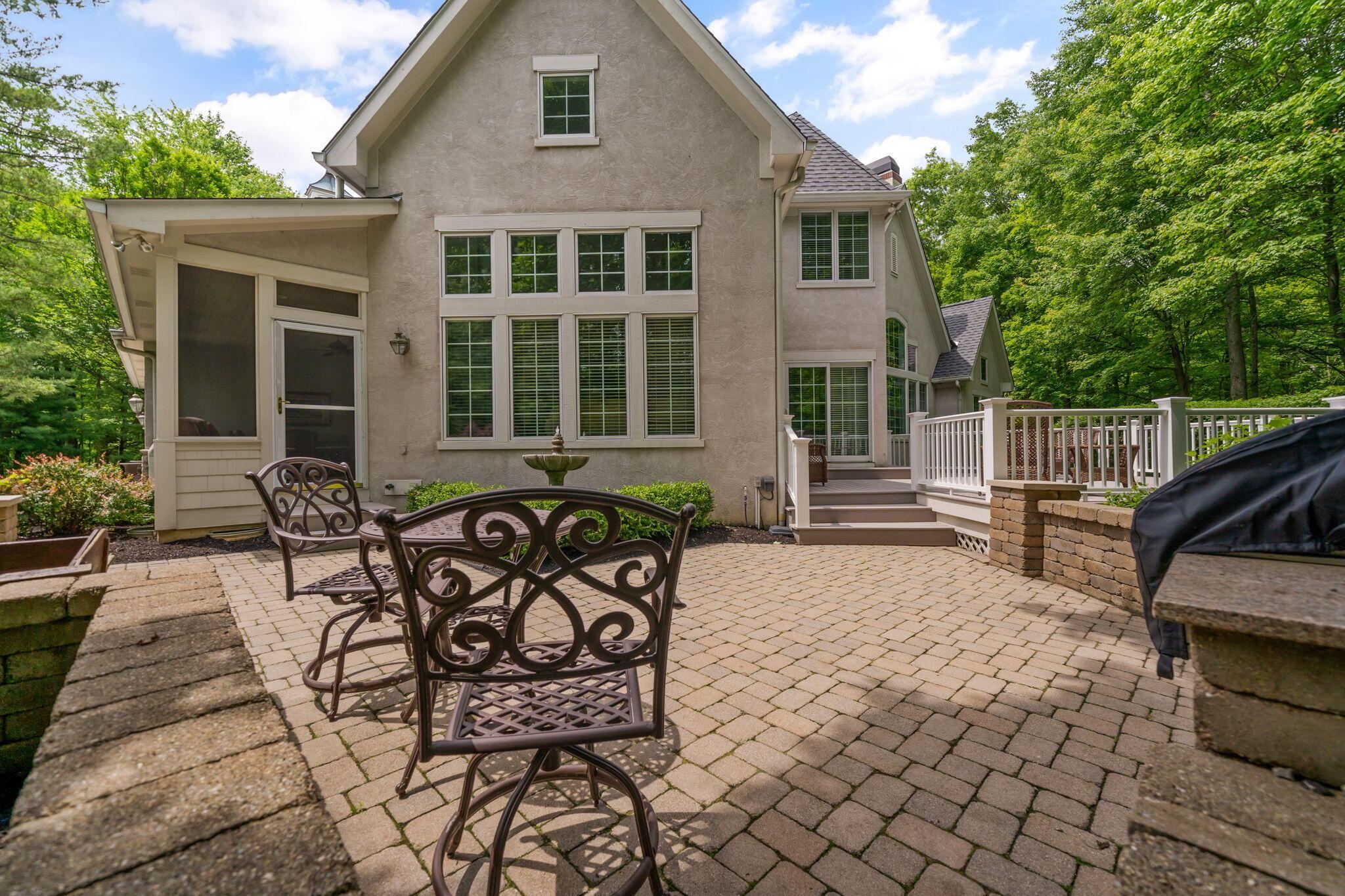 650 W Orange Road