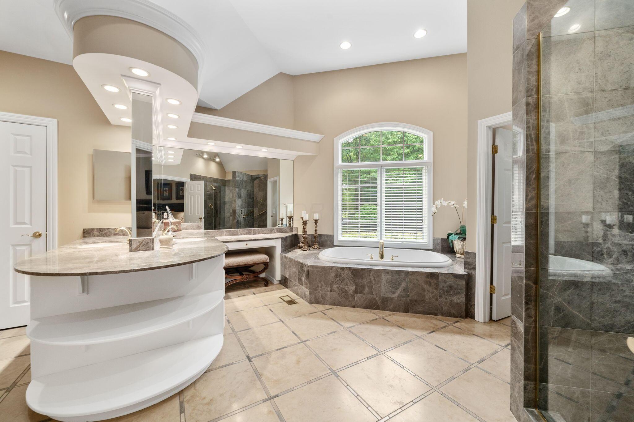 650 W Orange Road