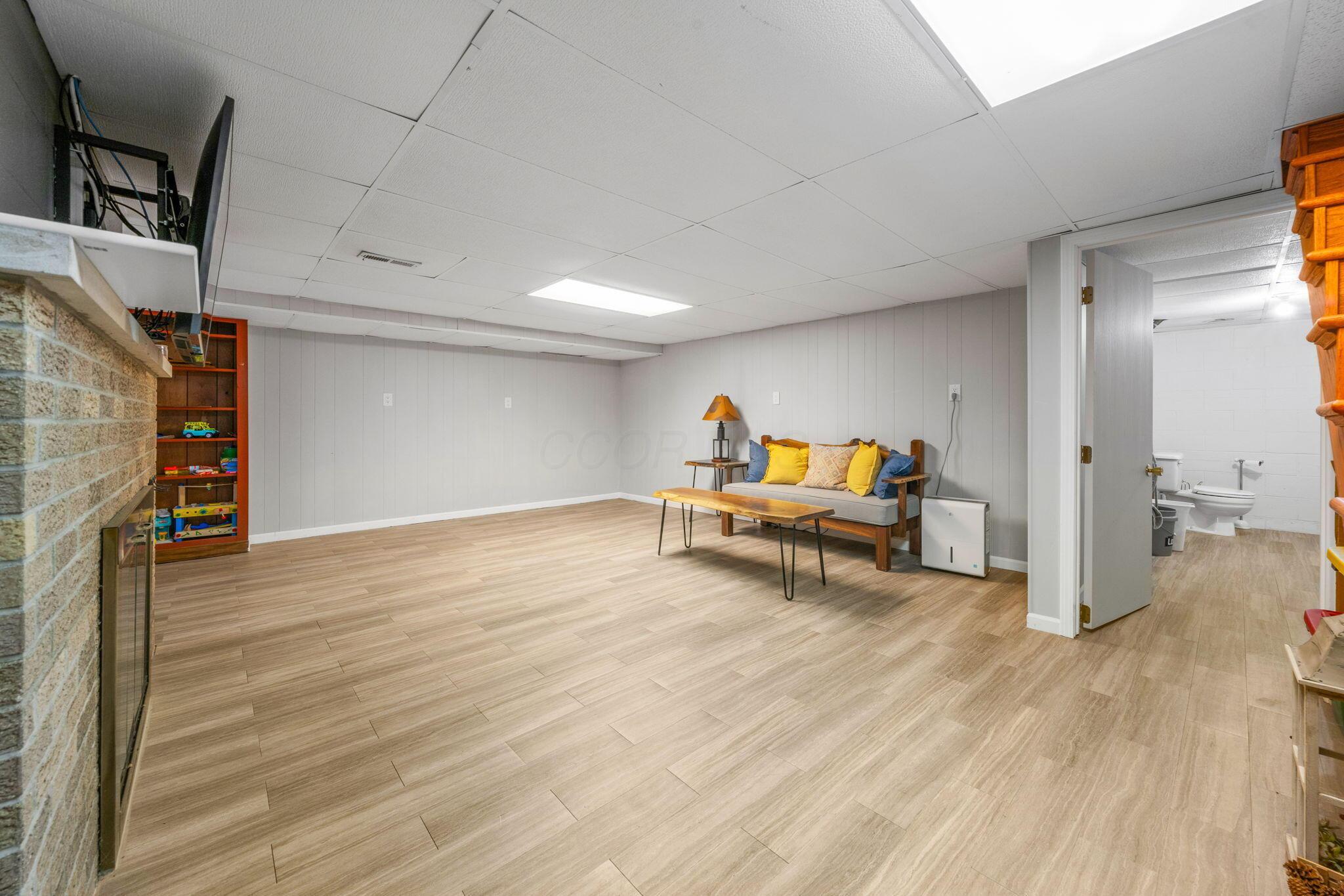 5516 Lancaster Road
