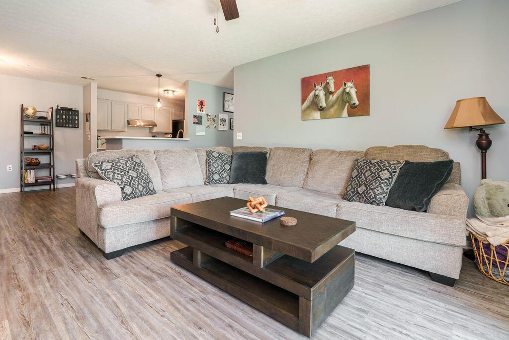 6767 Meadow Creek Drive, 101