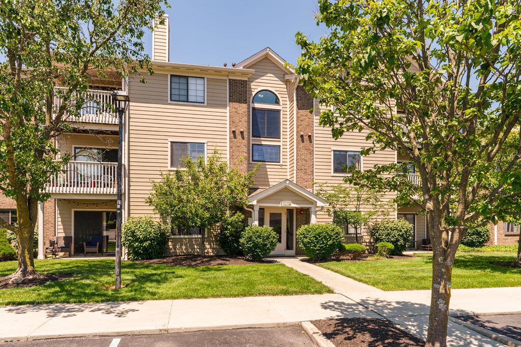 6767 Meadow Creek Drive, 101