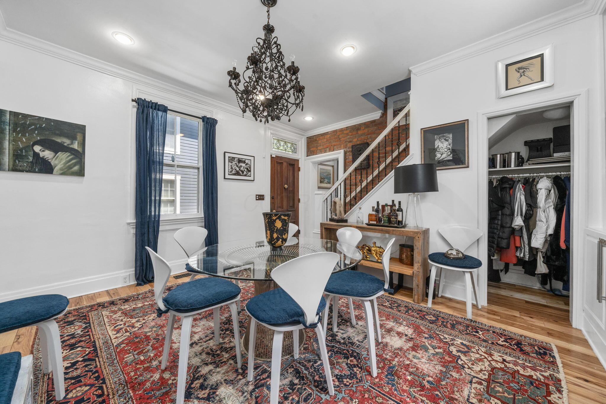 763 Mohawk Street