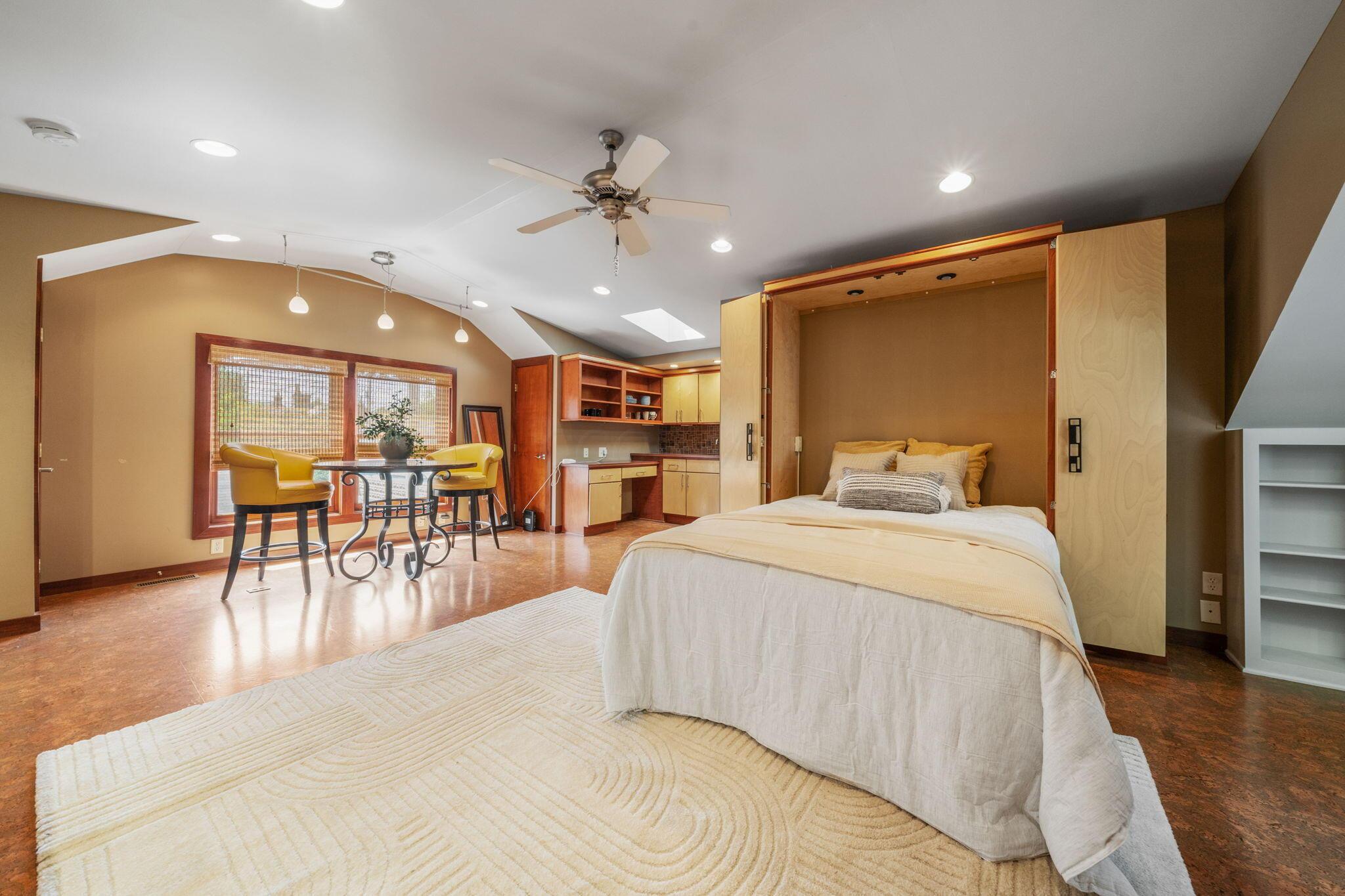 783 S 5th Street