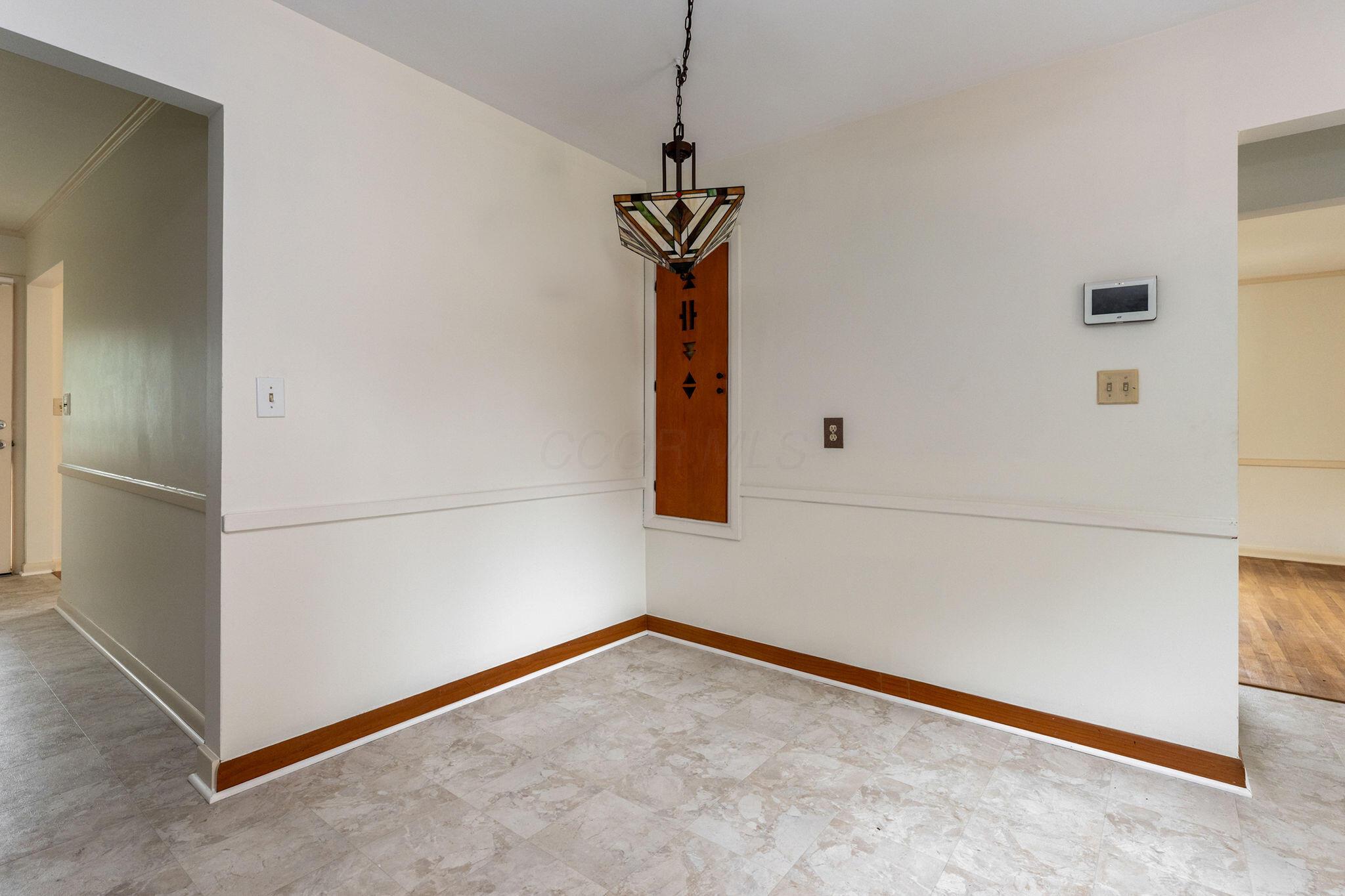2398 Beverly Place