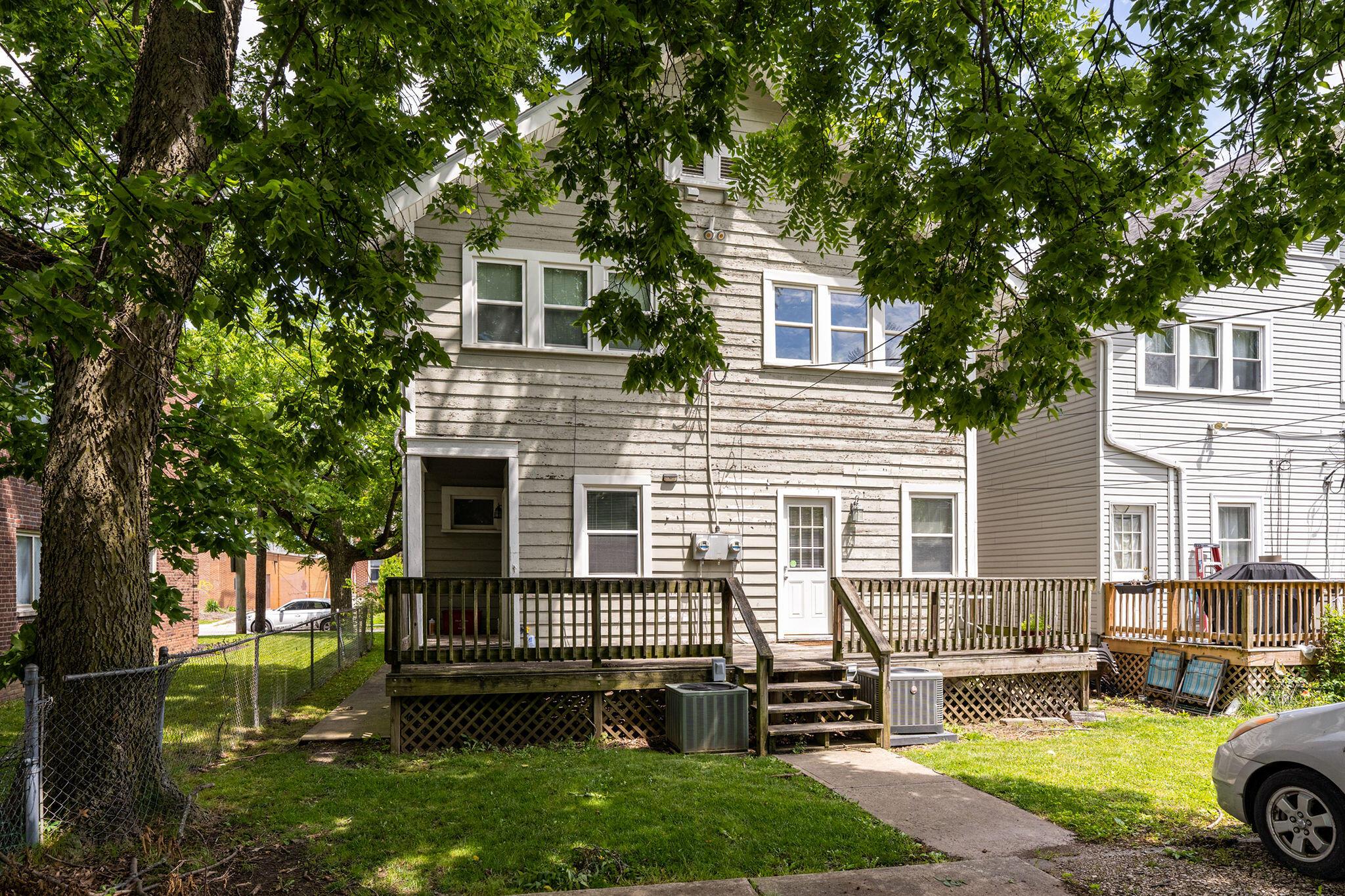 2513-2515 Indianola Avenue