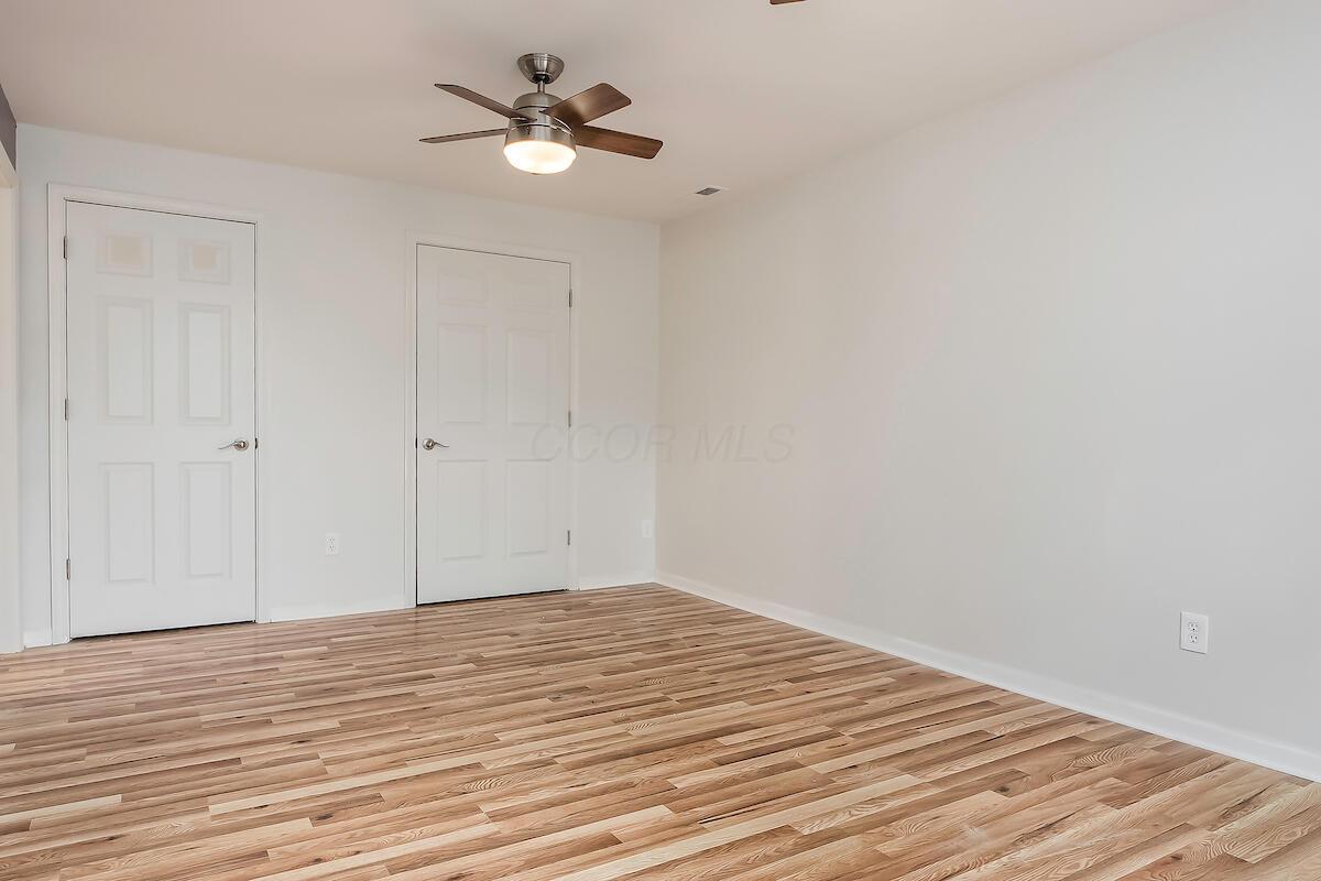 2476 Broadway