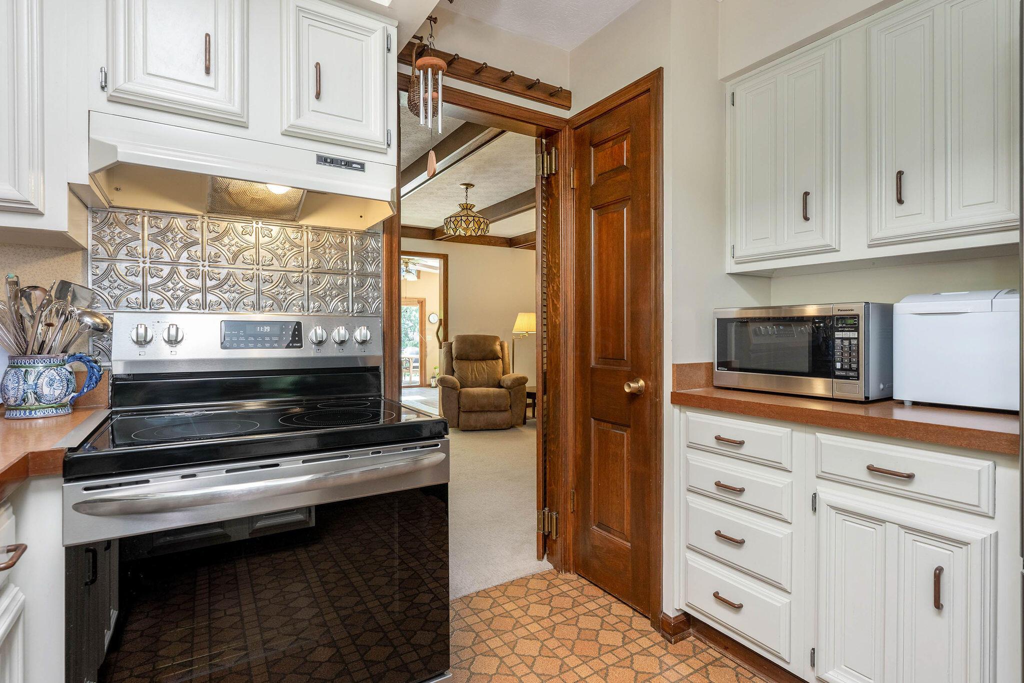 1350 Carriage Road