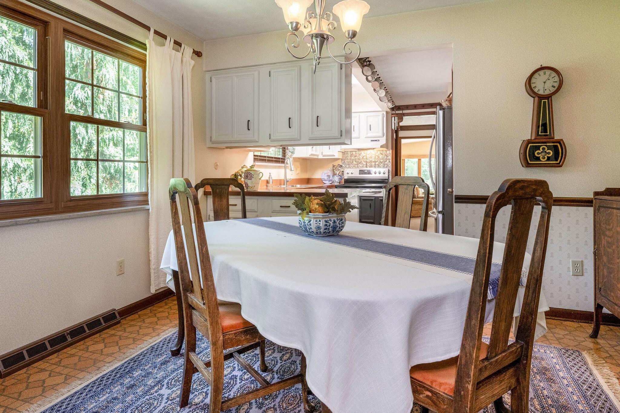 1350 Carriage Road