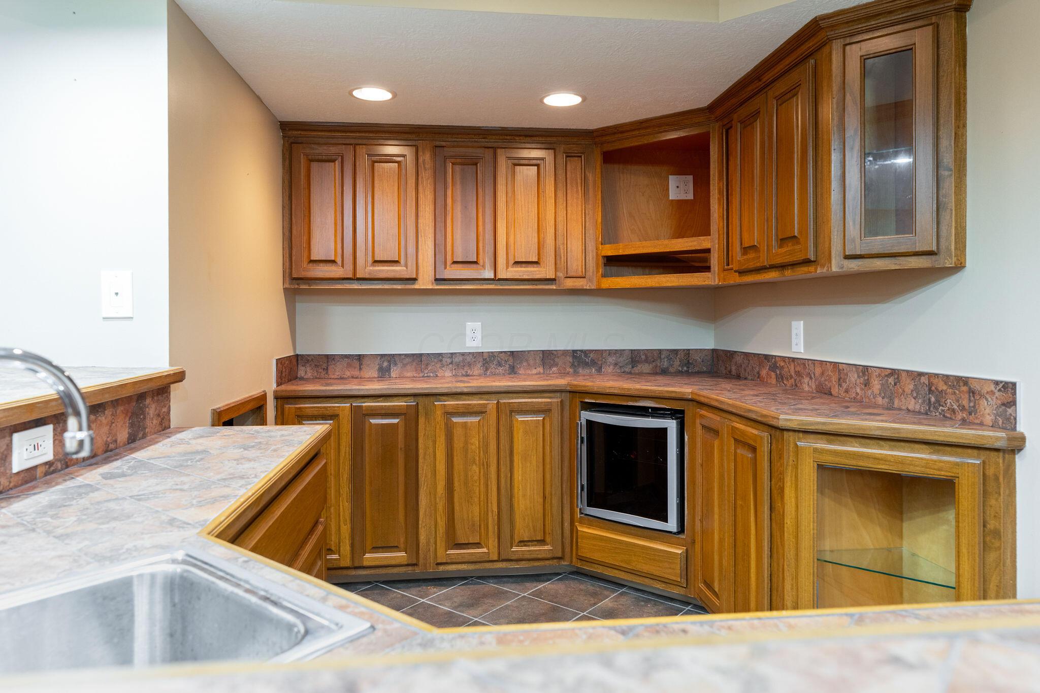 5725 Triplett Square