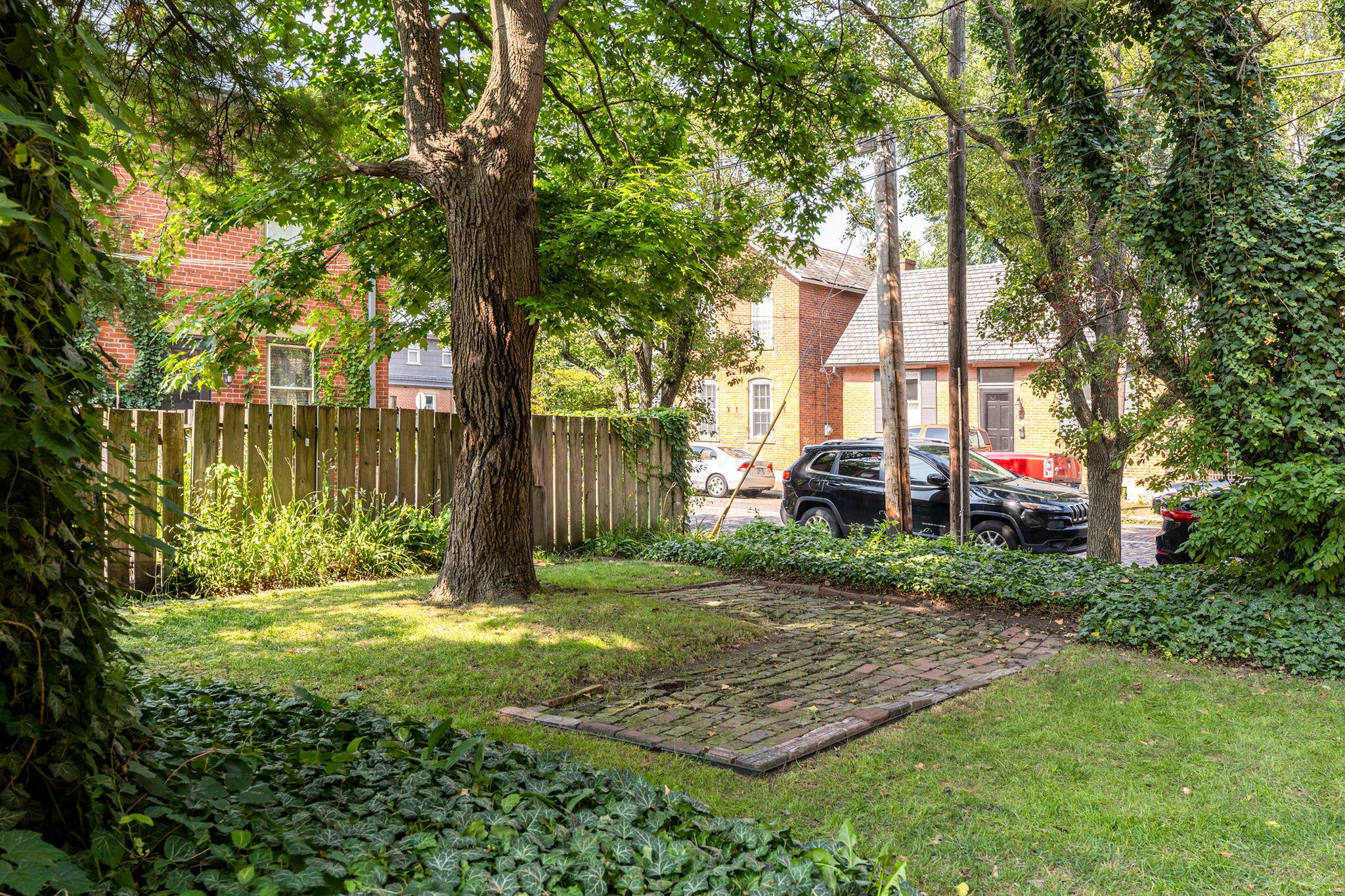 524 Mohawk Street