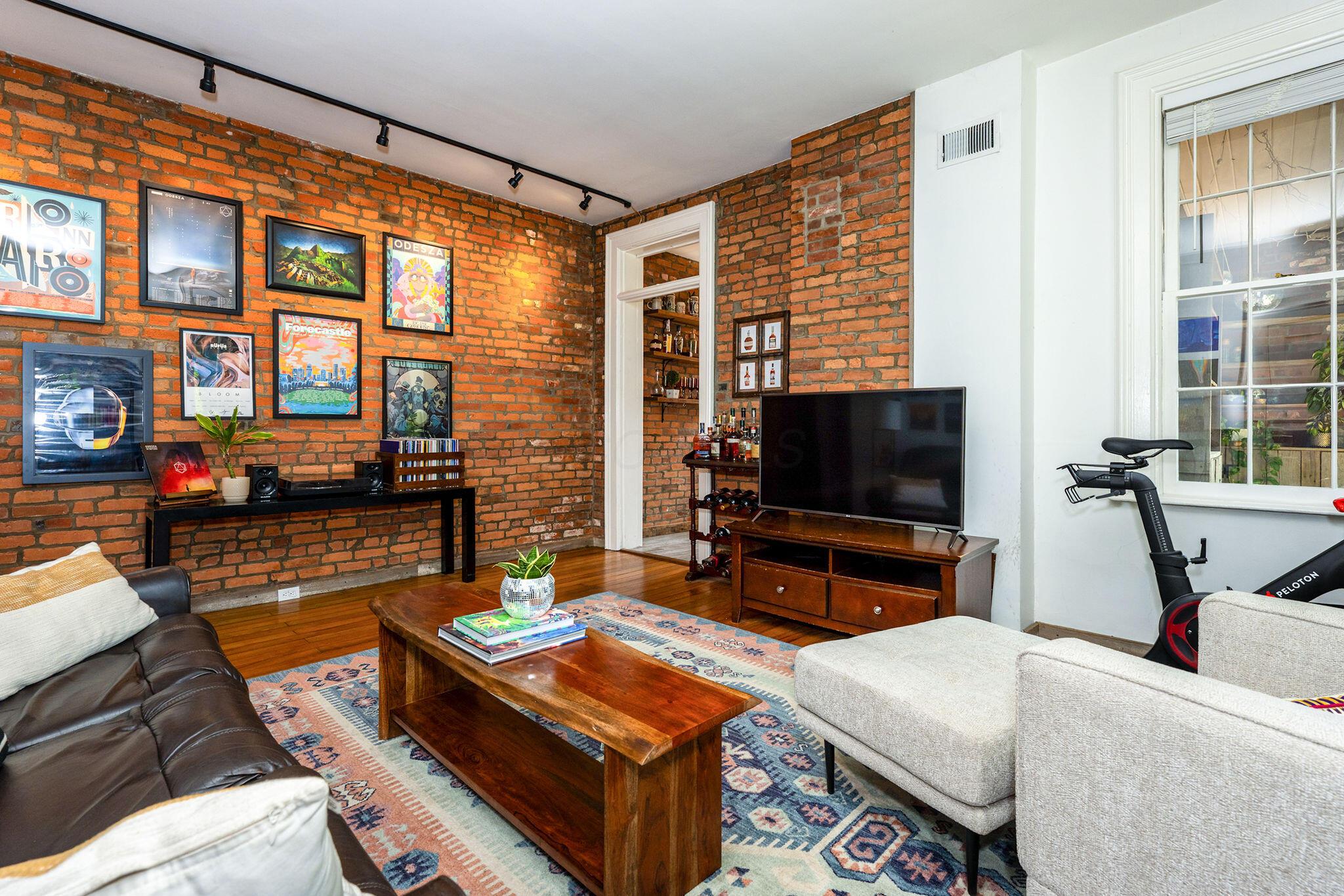 524 Mohawk Street
