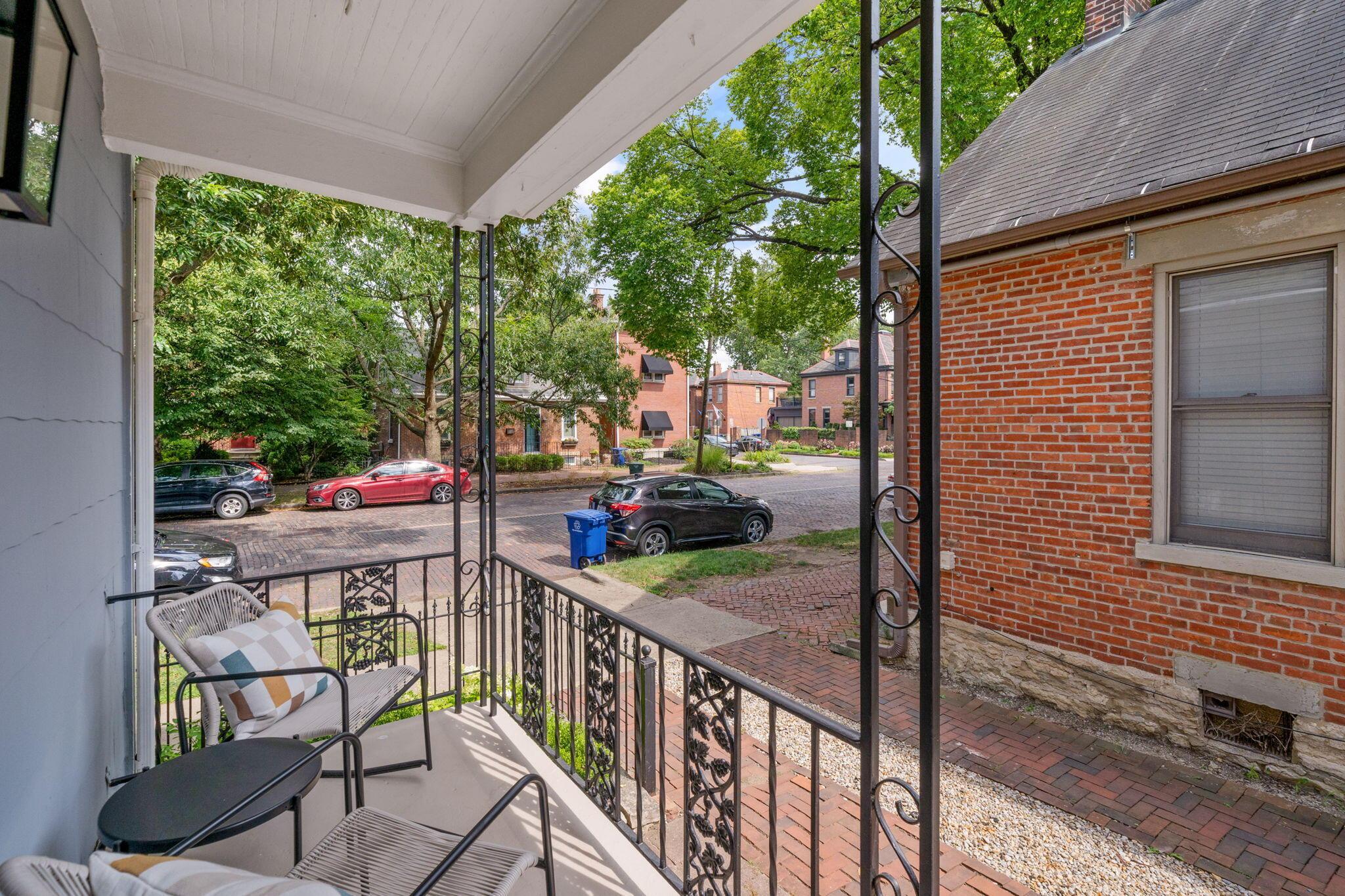799 Mohawk Street