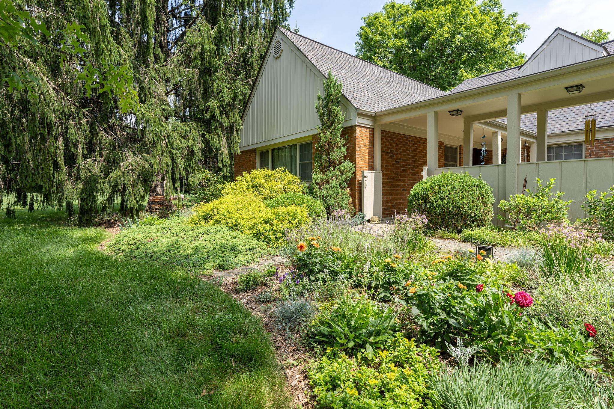 1350 Carriage Road