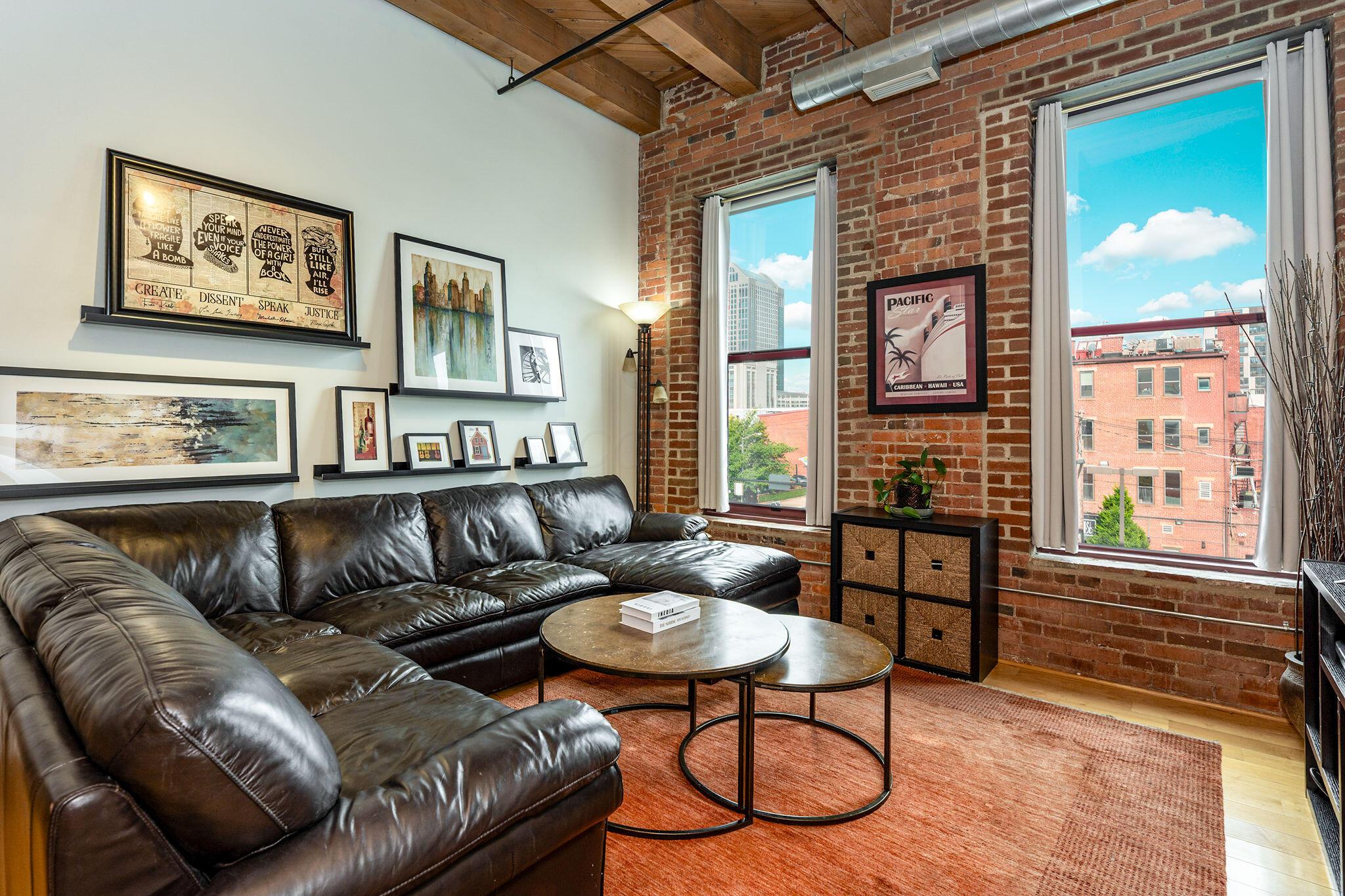 150 E Main, 305