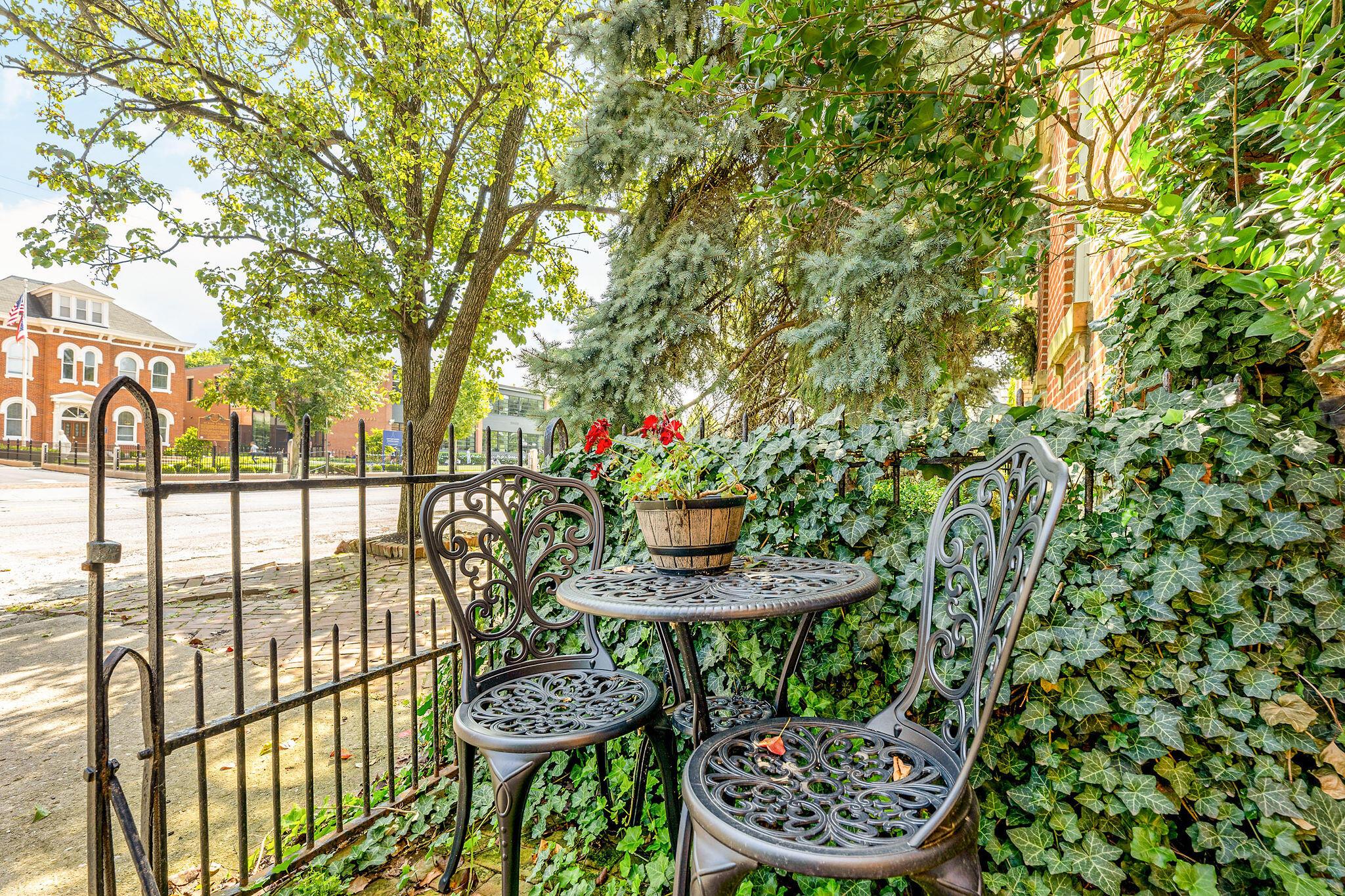 677 S 3rd Street