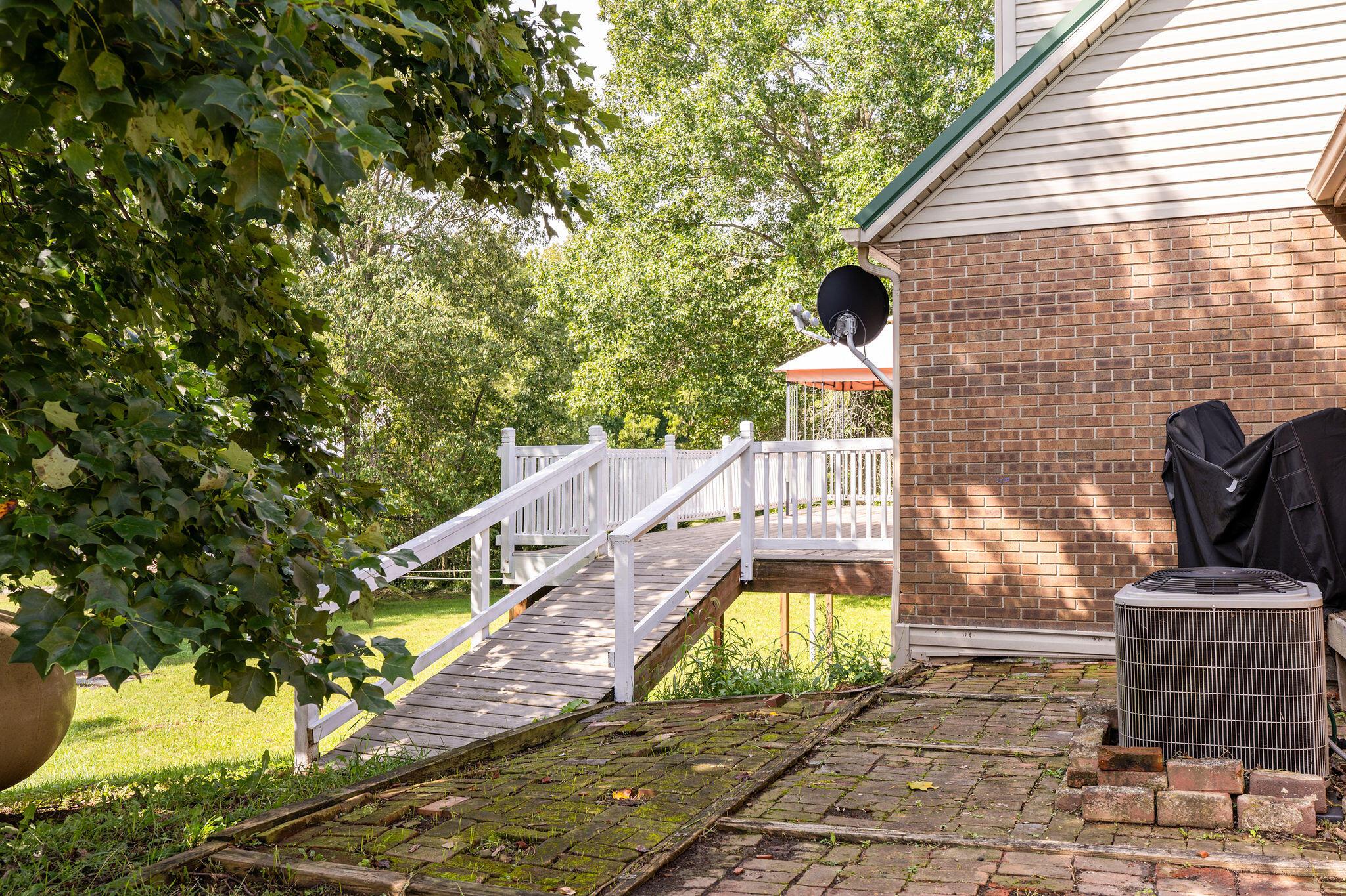 3032 Deeds Road