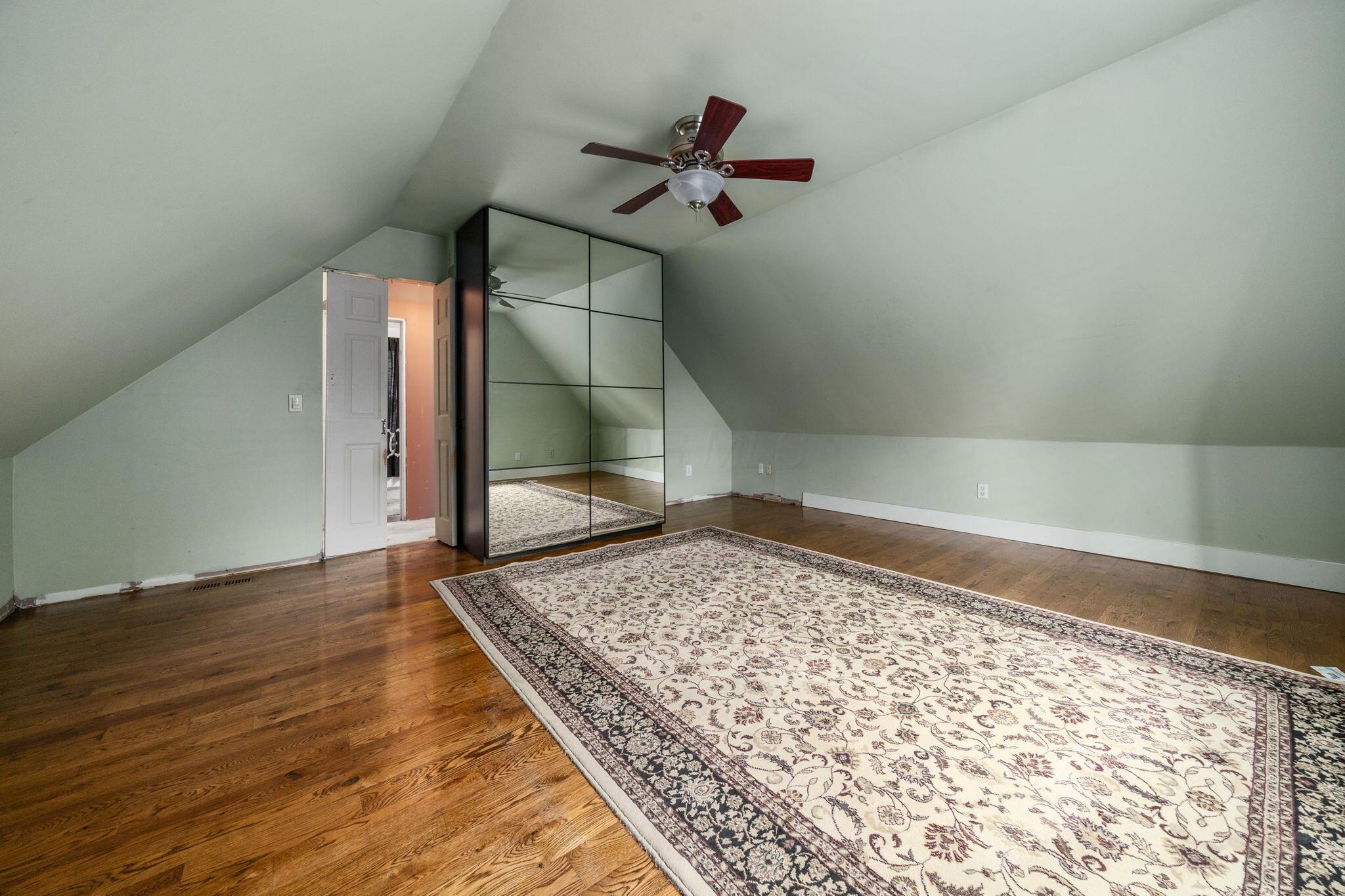 178 Alexander Alley