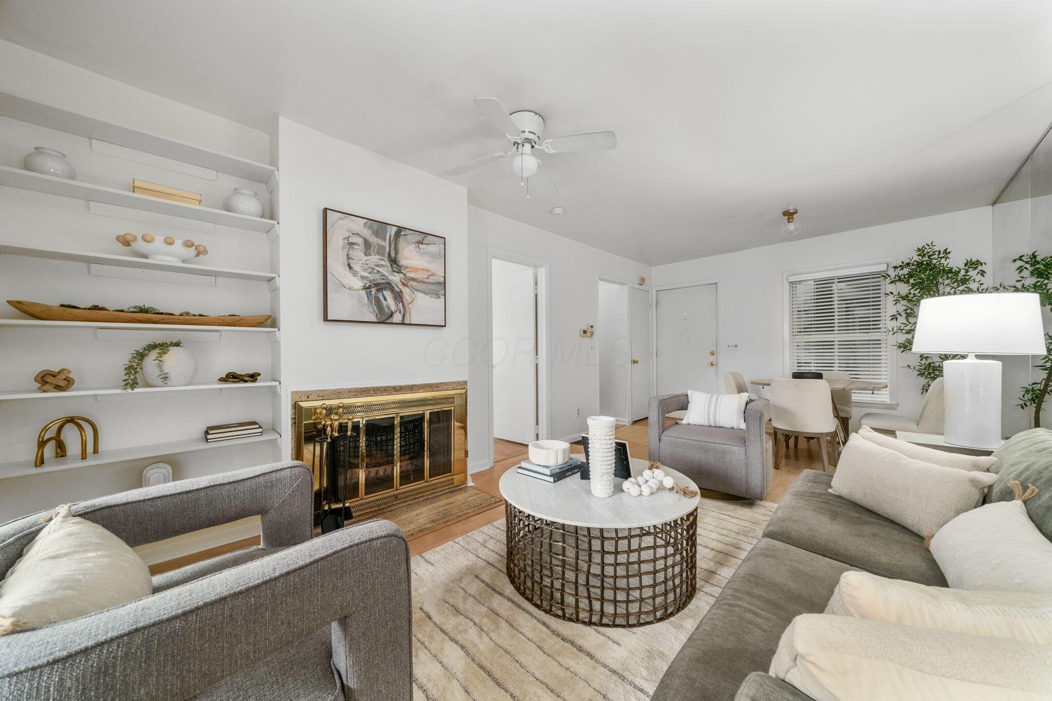 253 E Kossuth Street, A