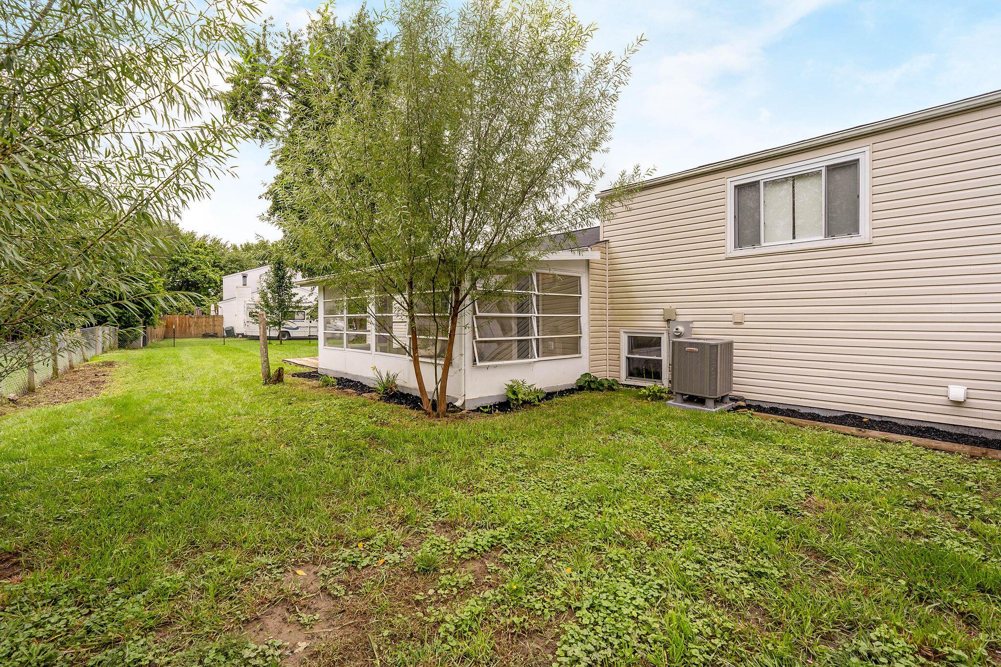 1084 Fletcher Drive