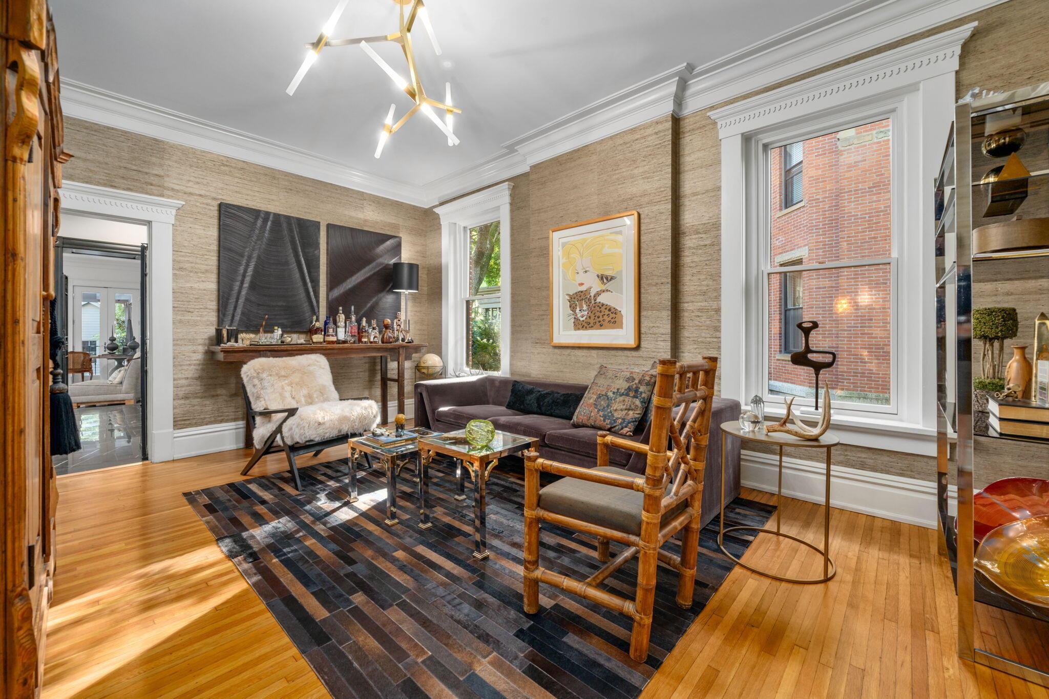 123 E Deshler Avenue