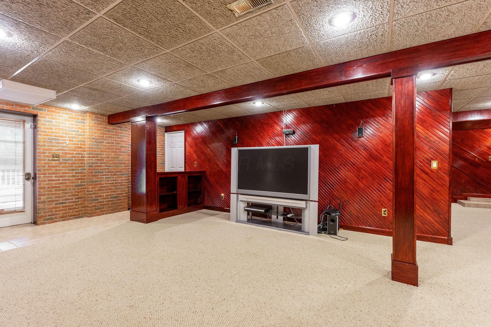 140 Highmeadow Drive