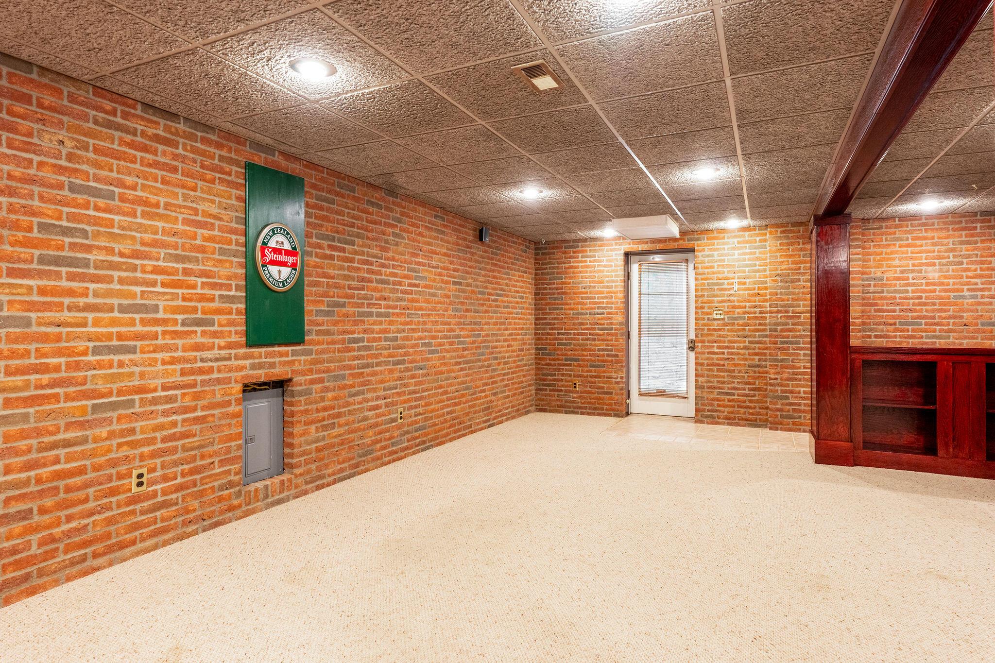 140 Highmeadow Drive