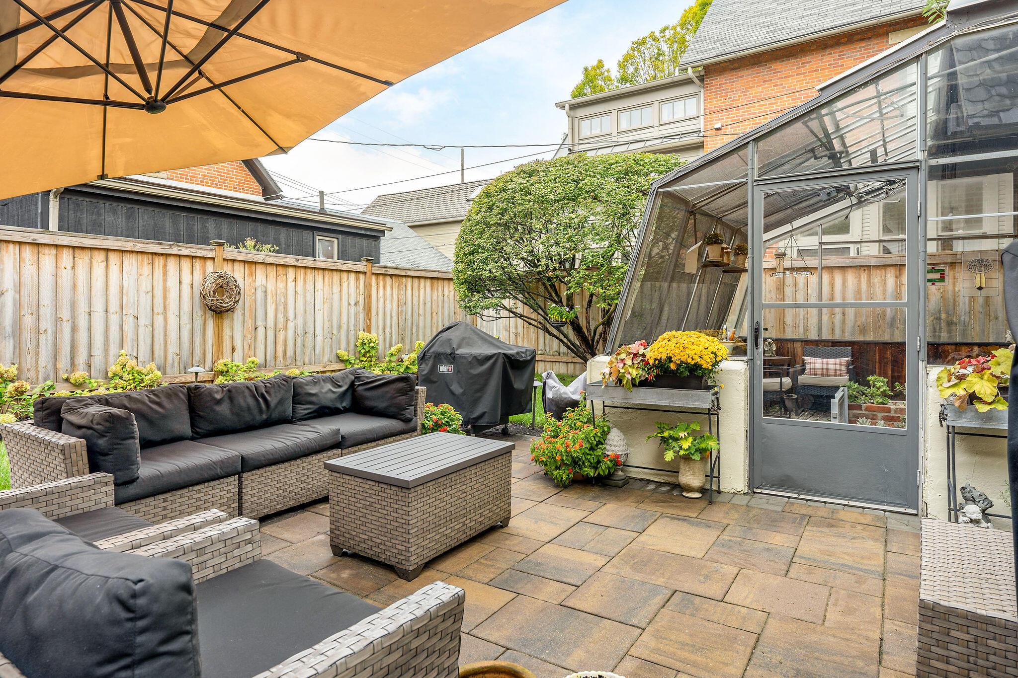 883 S 5th Street